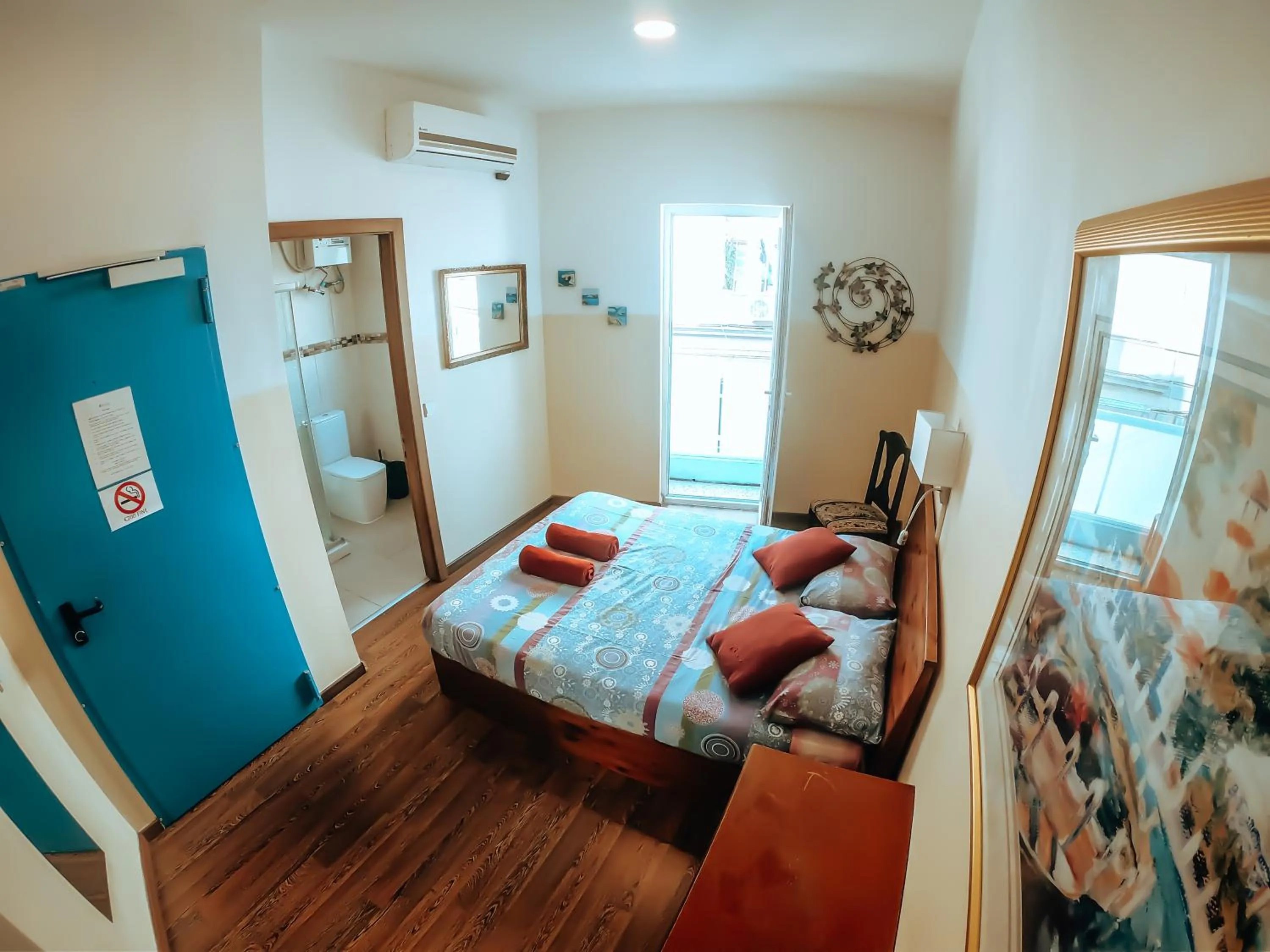 Photo of the whole room, Bed in Marco Polo Party Hostel