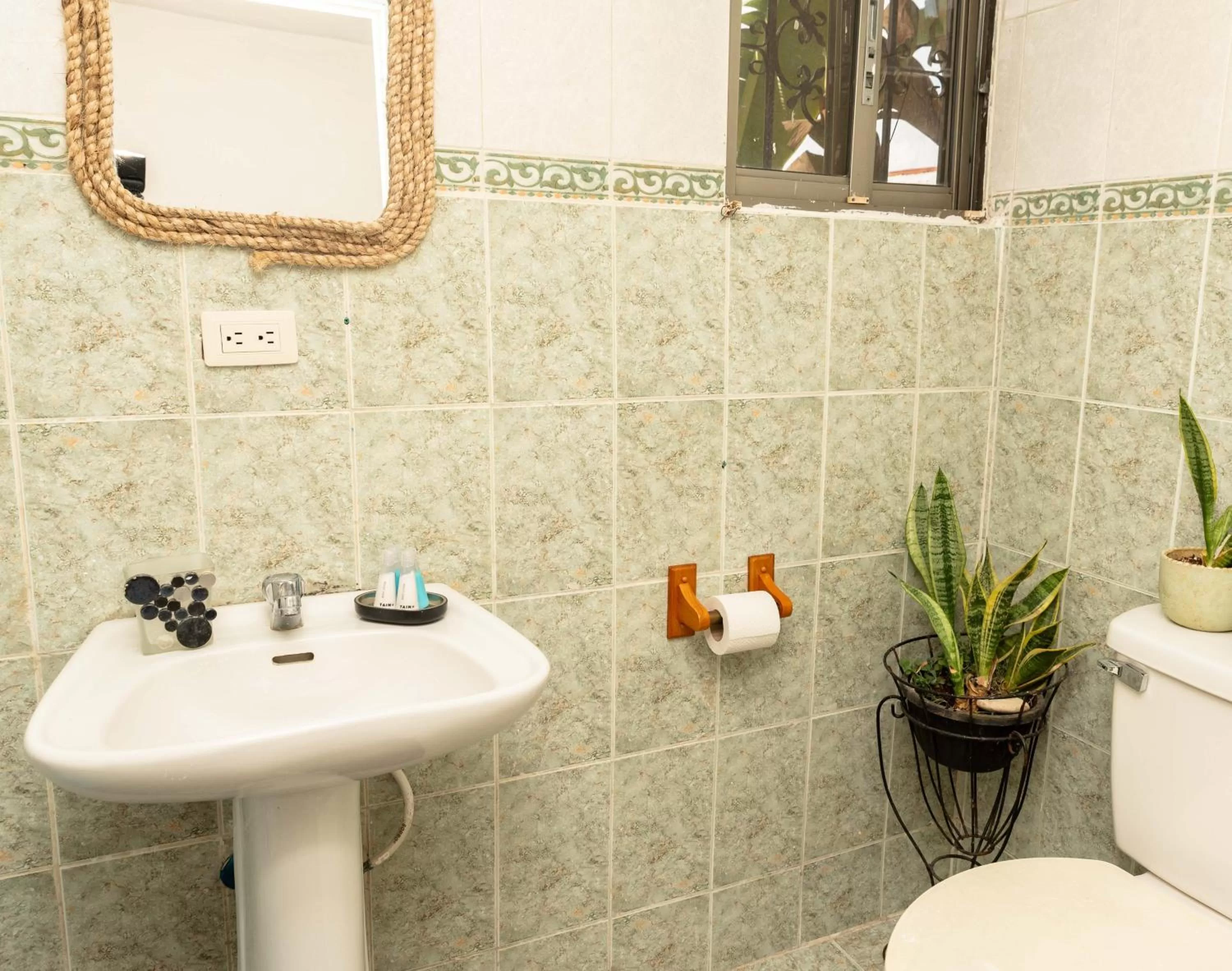 Bathroom in Hotel Boutique Simona