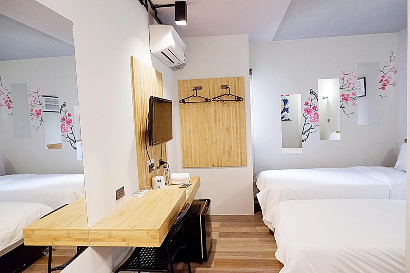 Bed in Izen Plus Budget Hotel & Residence