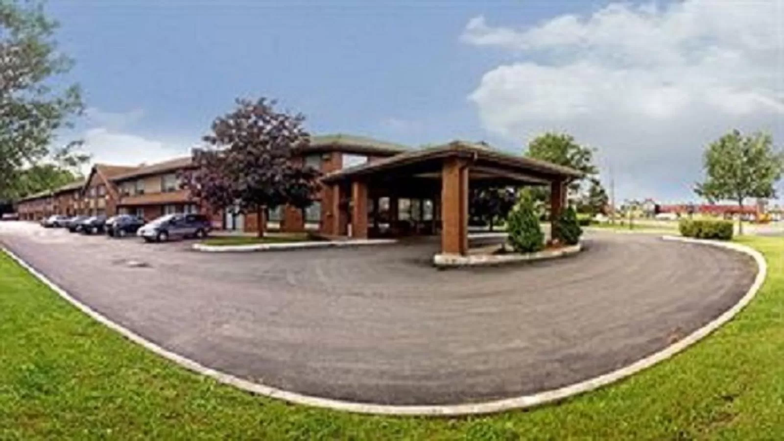 Facade/entrance in Travelodge by Wyndham Welland