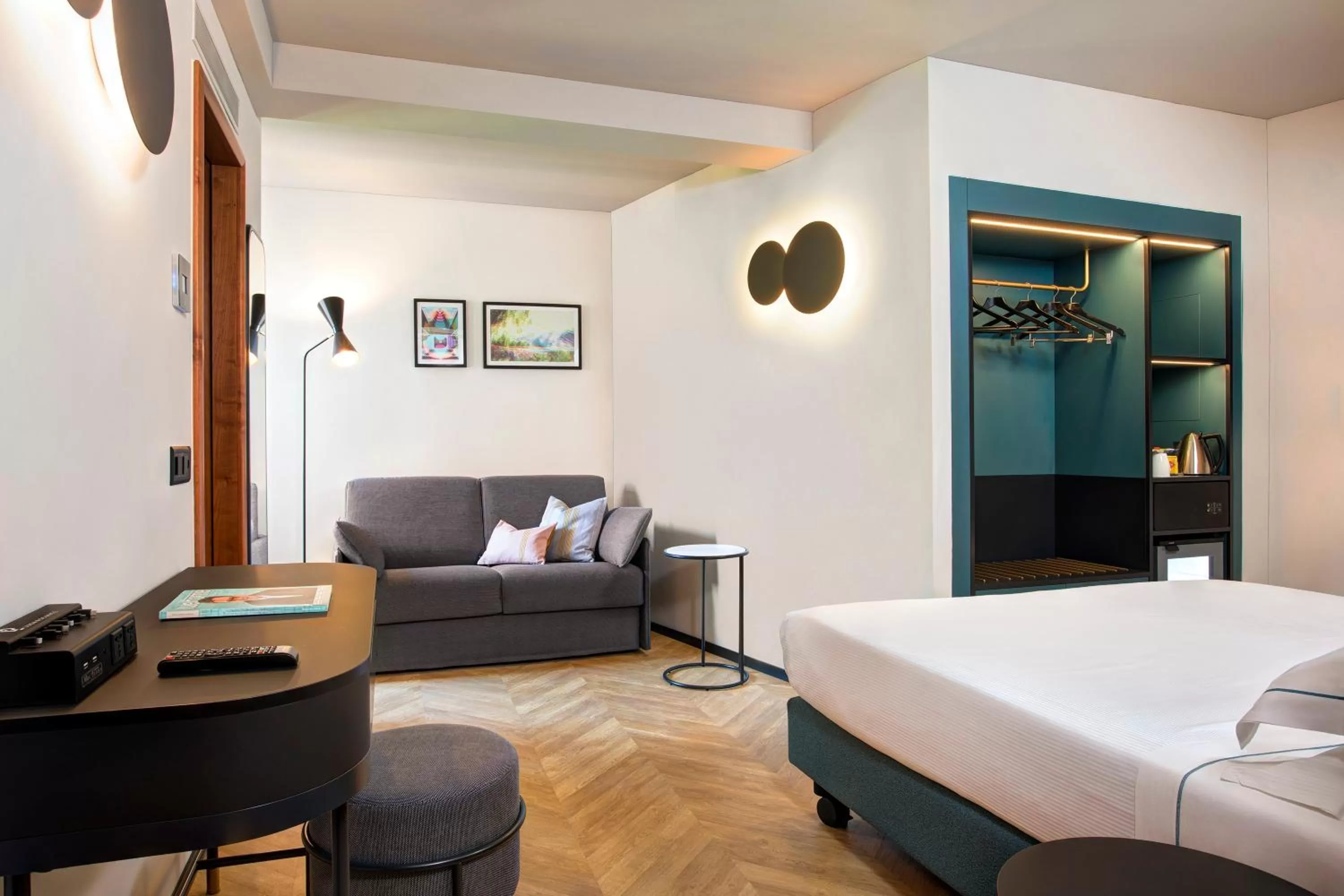 Bed in LUGANODANTE Boutique & Lifestyle Hotel