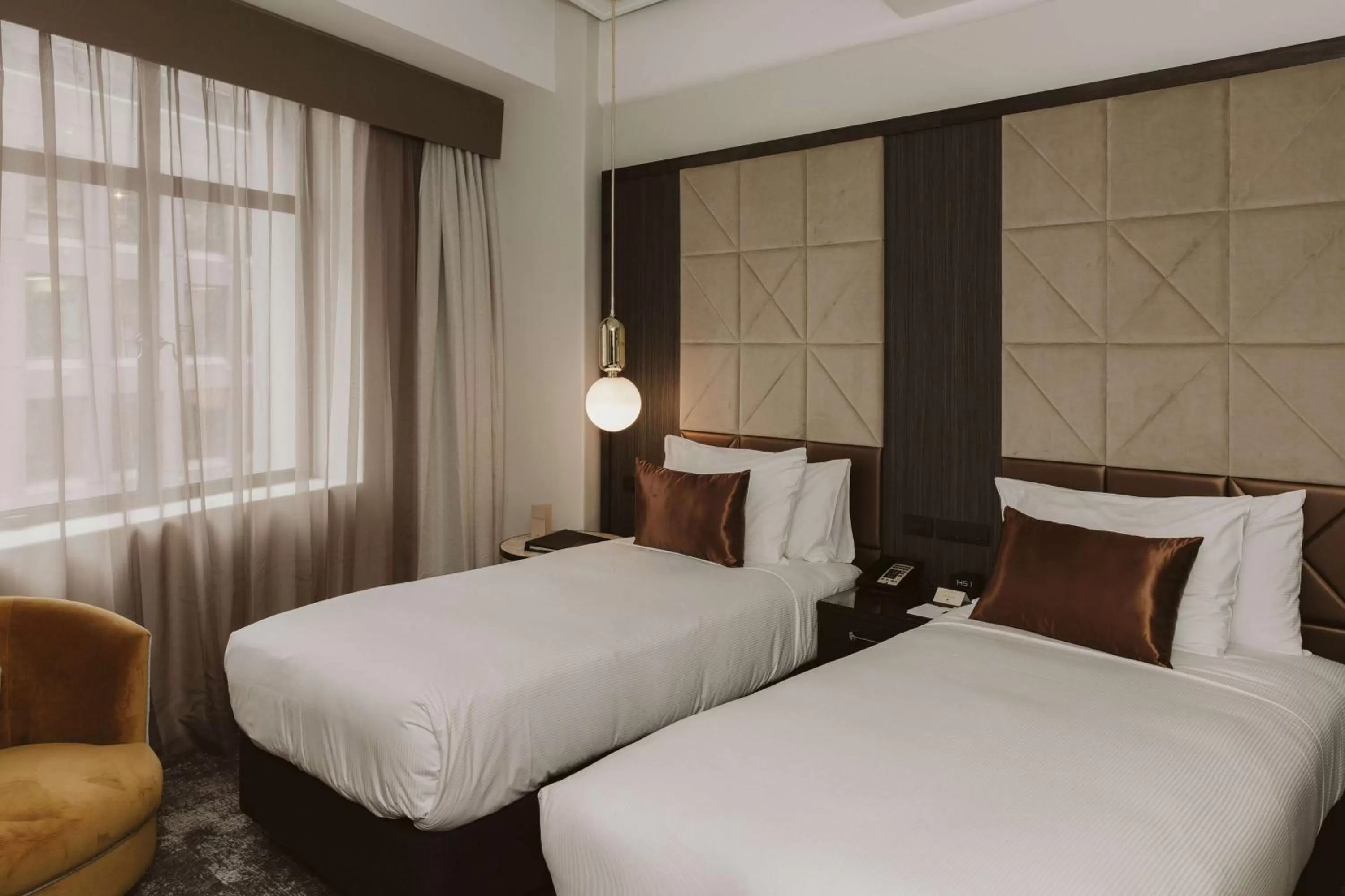 Bed in Doubletree By Hilton Wellington