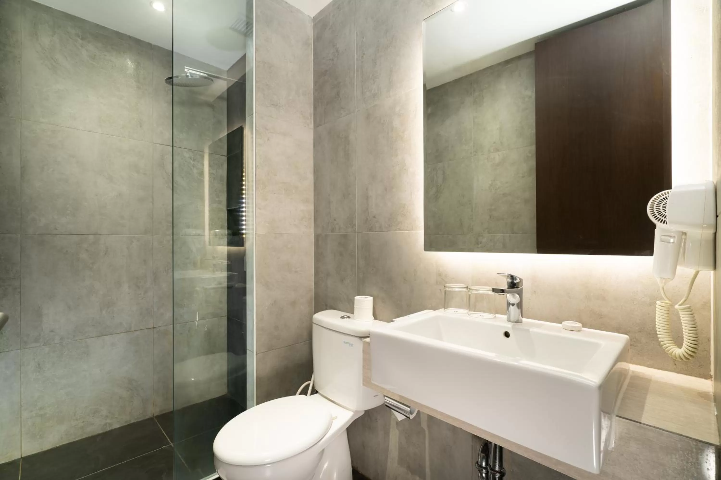 Bathroom in Swiss-Belinn Bogor