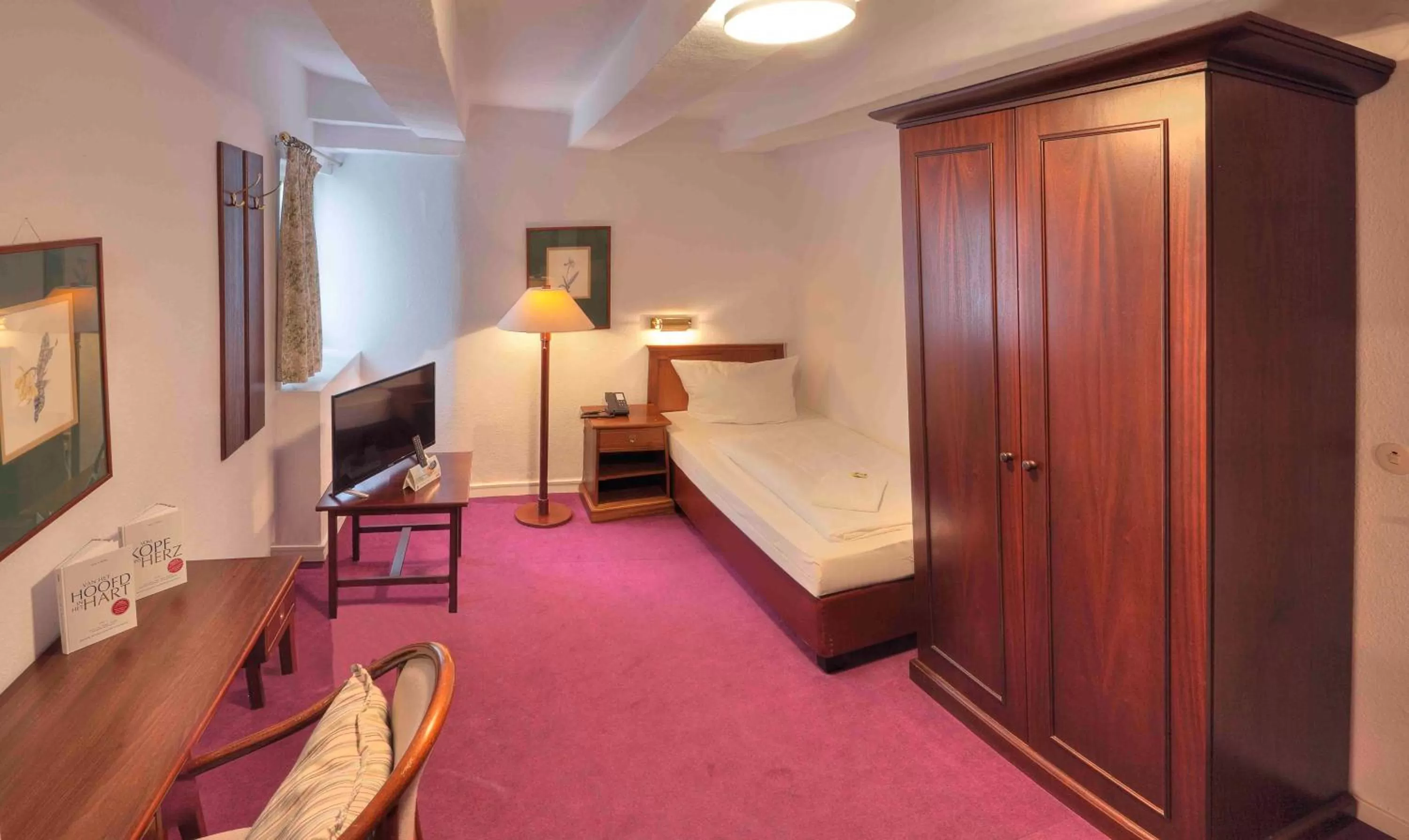 Bed in Hotel Gut Funkenhof