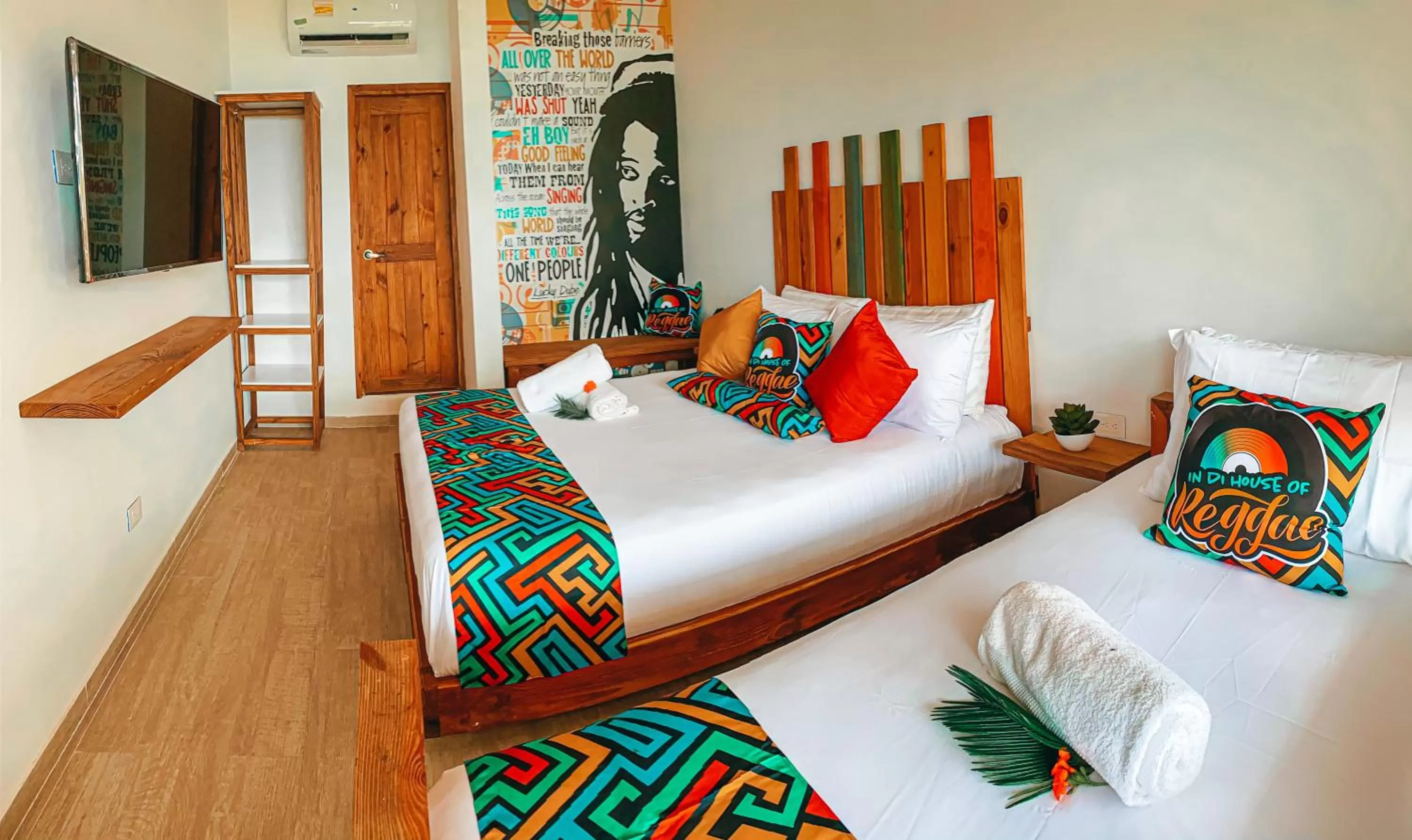 Bedroom, Bed in In Di House of Reggae Boutique