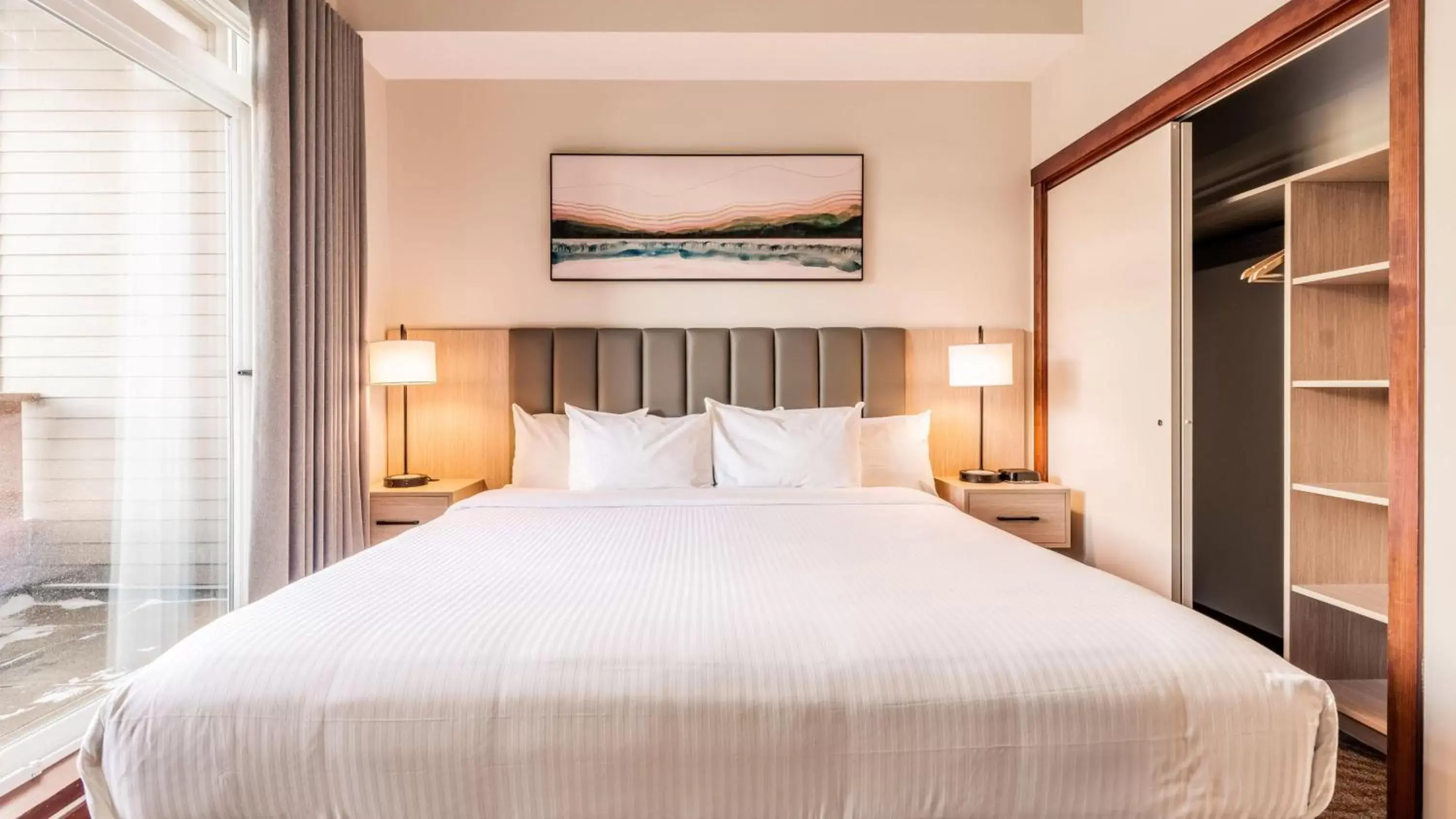 One-Bedroom Apartment in Blackstone Mountain Lodge by CLIQUE One-Bedroom Apartment in Blackstone Mountain Lodge by CLIQUE