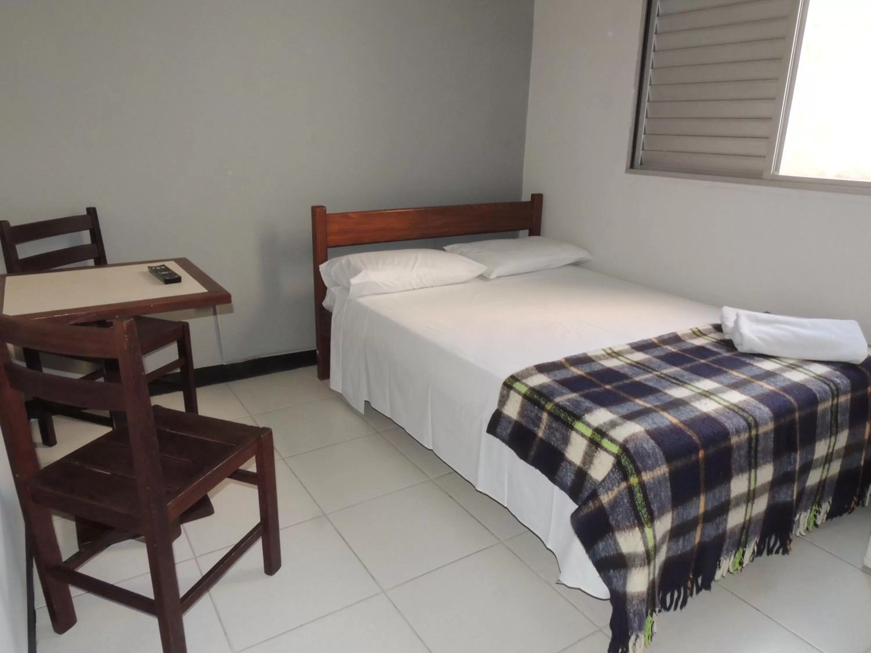 Bed in Hotel Economy 888 - Próximo a Praça da Estação e Rodoviária