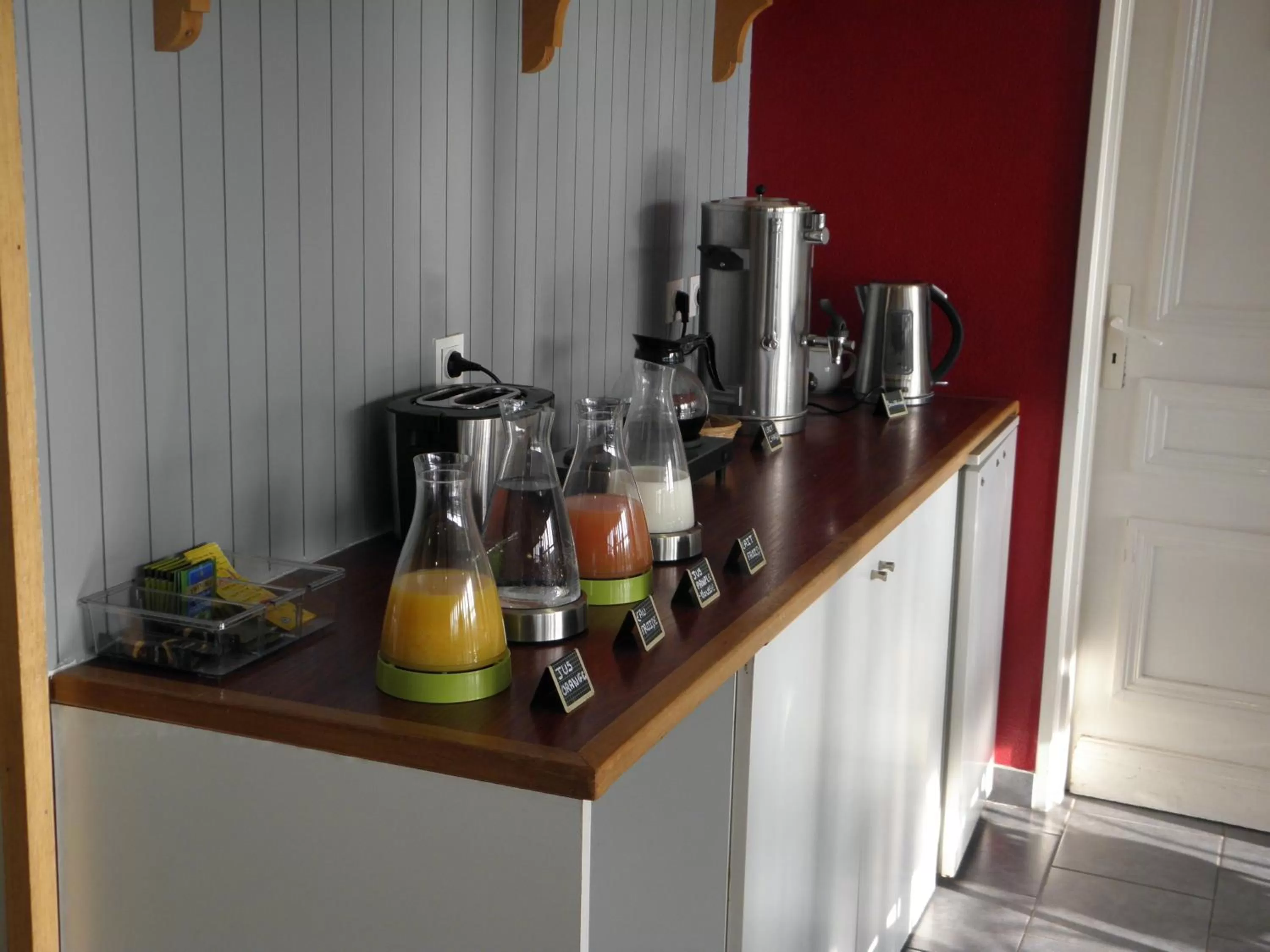 Food in Fasthotel Tours Sud