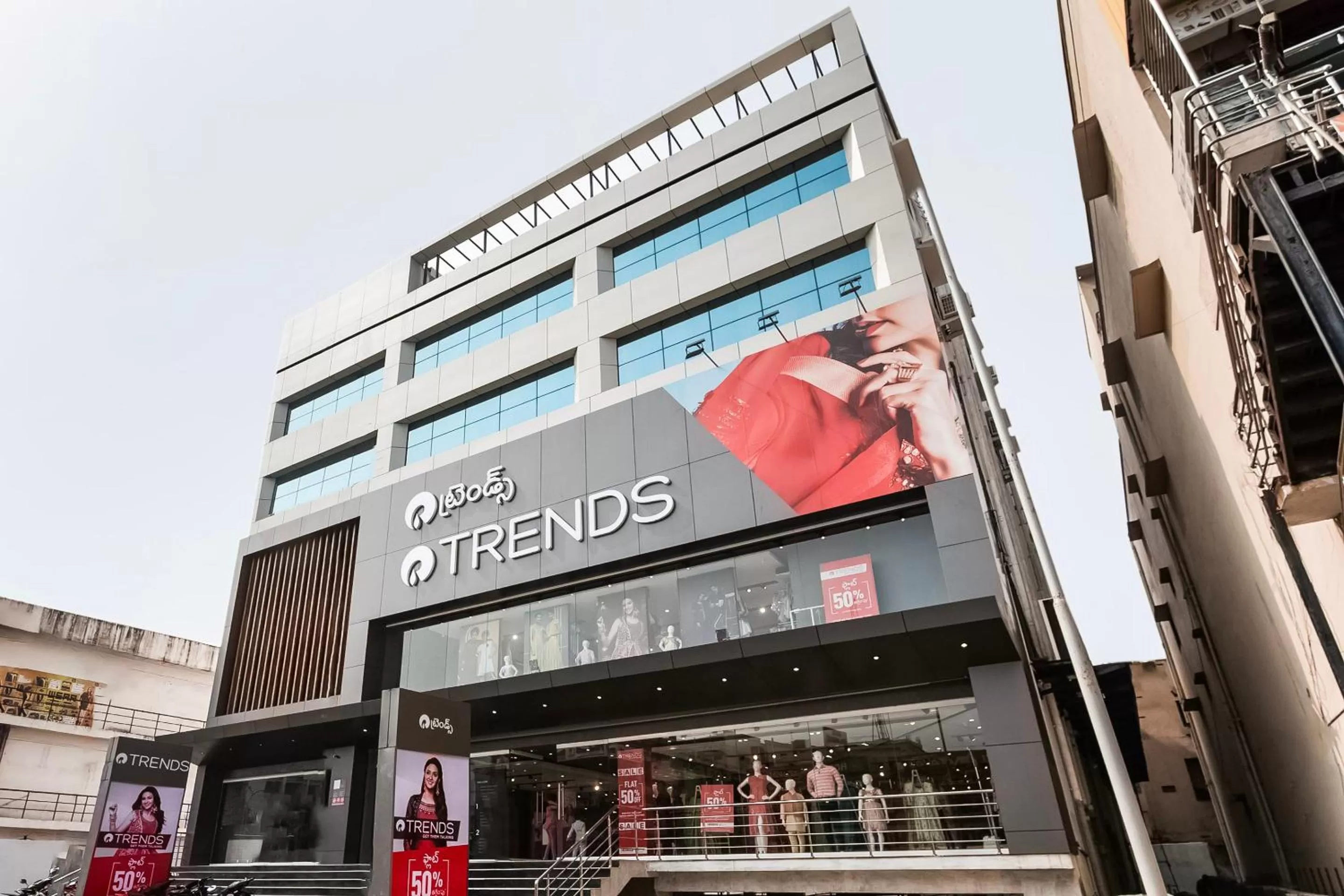 Facade/entrance, Property Building in Capital O Hotel Green Tree