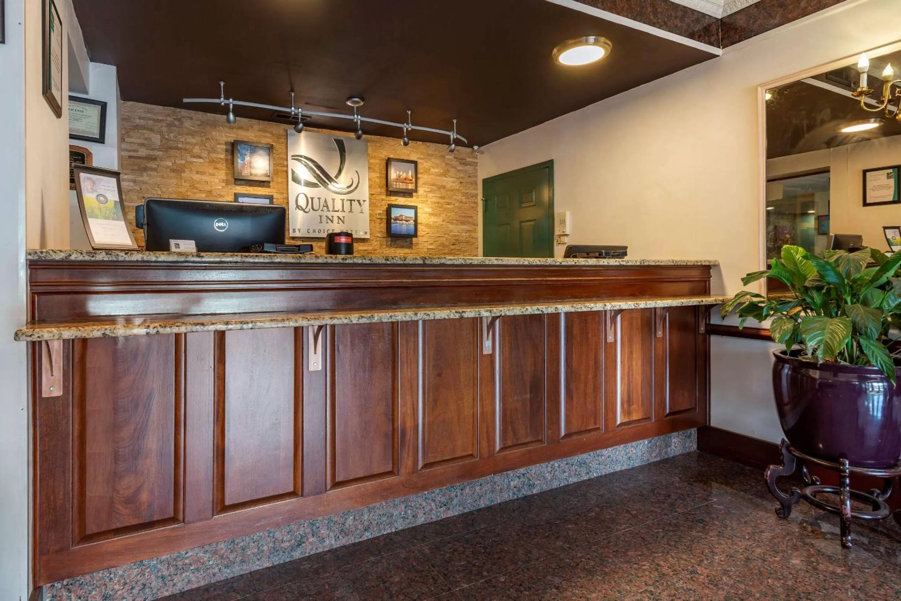 Lobby or reception in Quality Inn Montgomeryville-Philadelphia