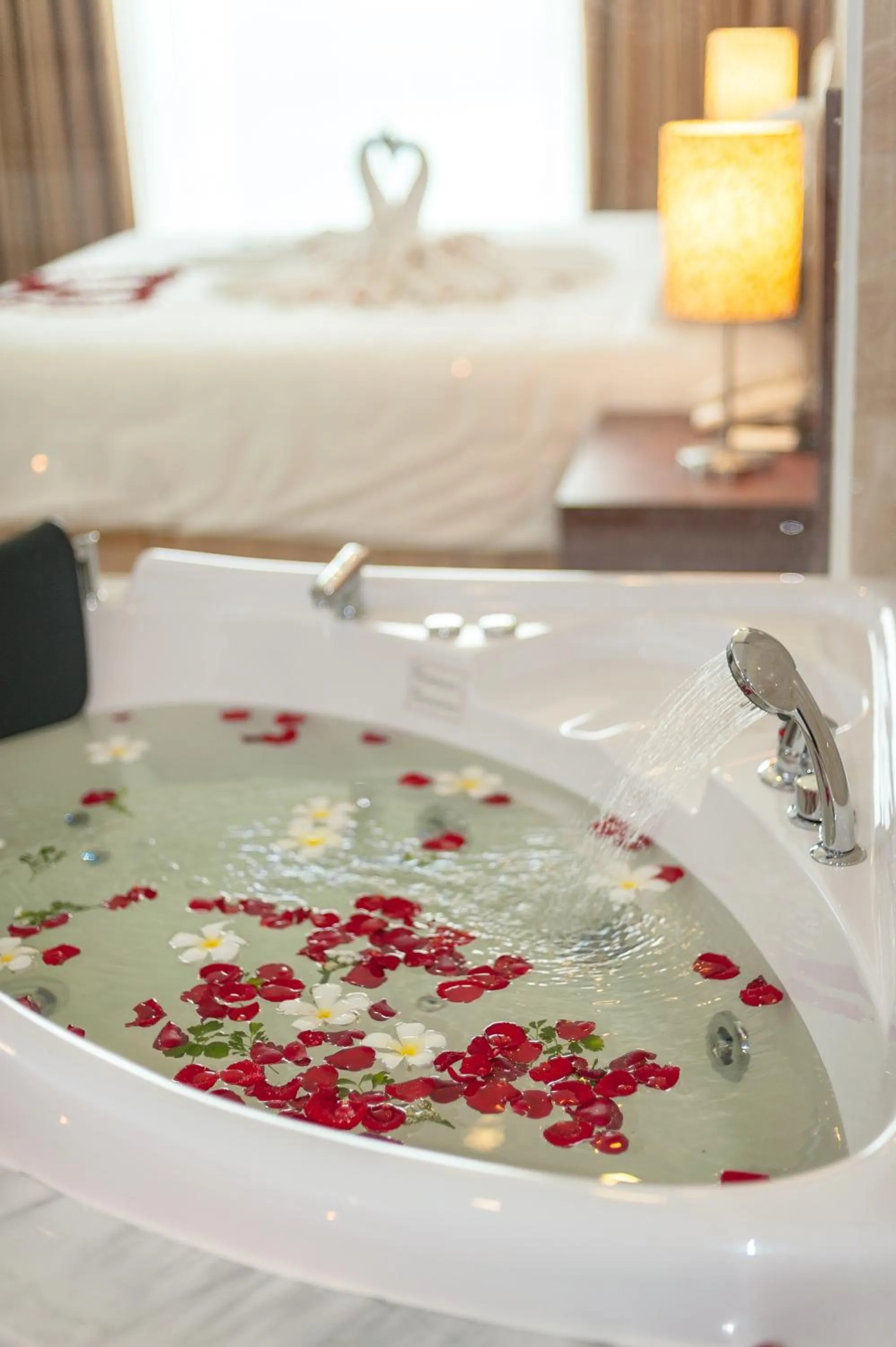 Bathroom, Bed in Muong Thanh Grand Nha Trang Hotel