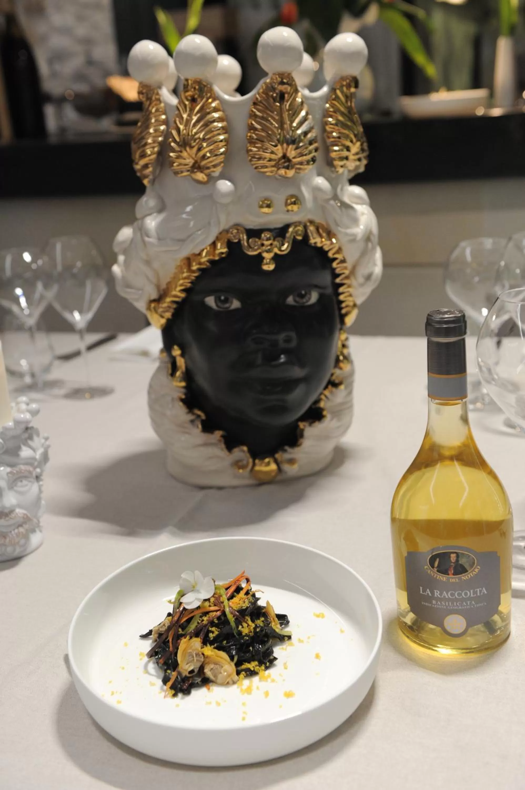 Food and drinks in Caportigia Boutique Hotel