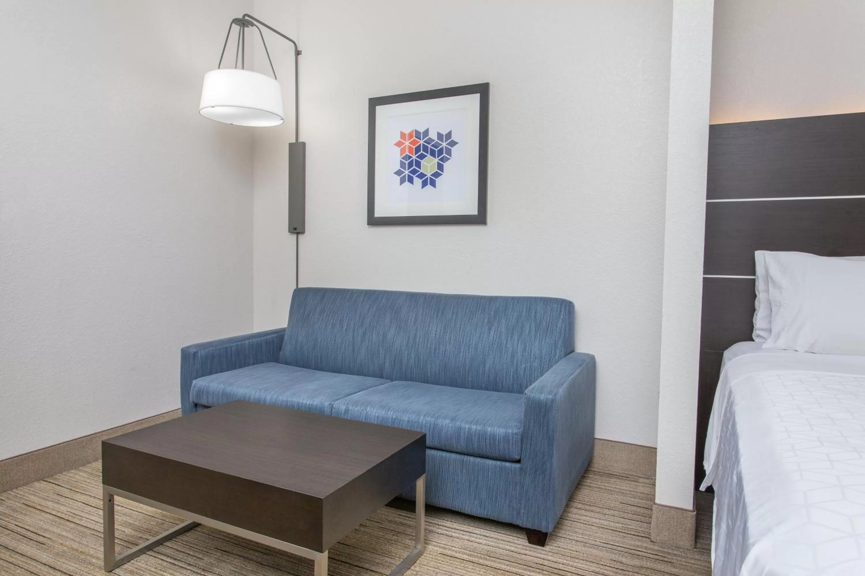 Photo of the whole room, Bed in Holiday Inn Express Silver Springs - Ocala by IHG