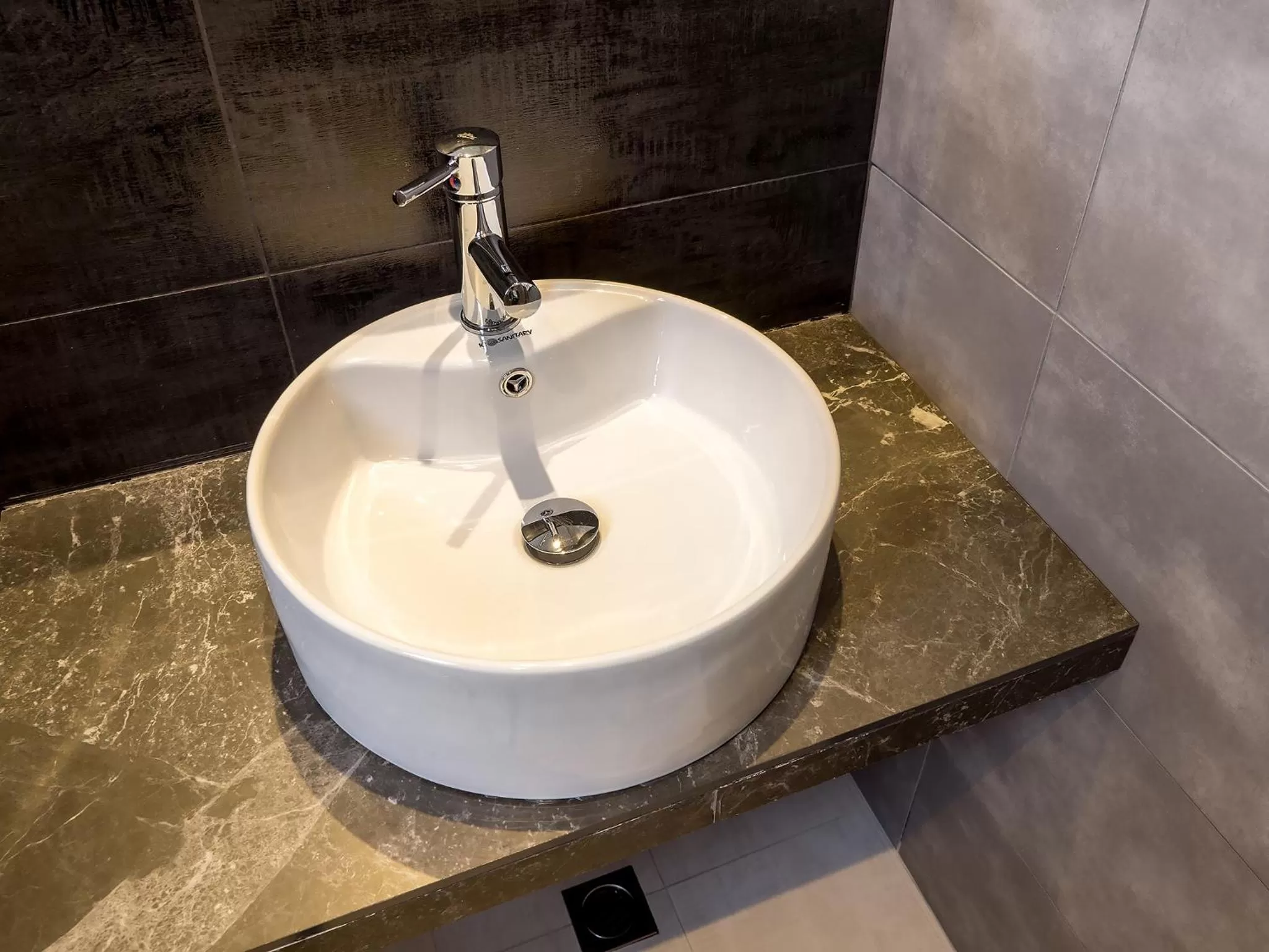 Bathroom in Hotel Calipso Hotel