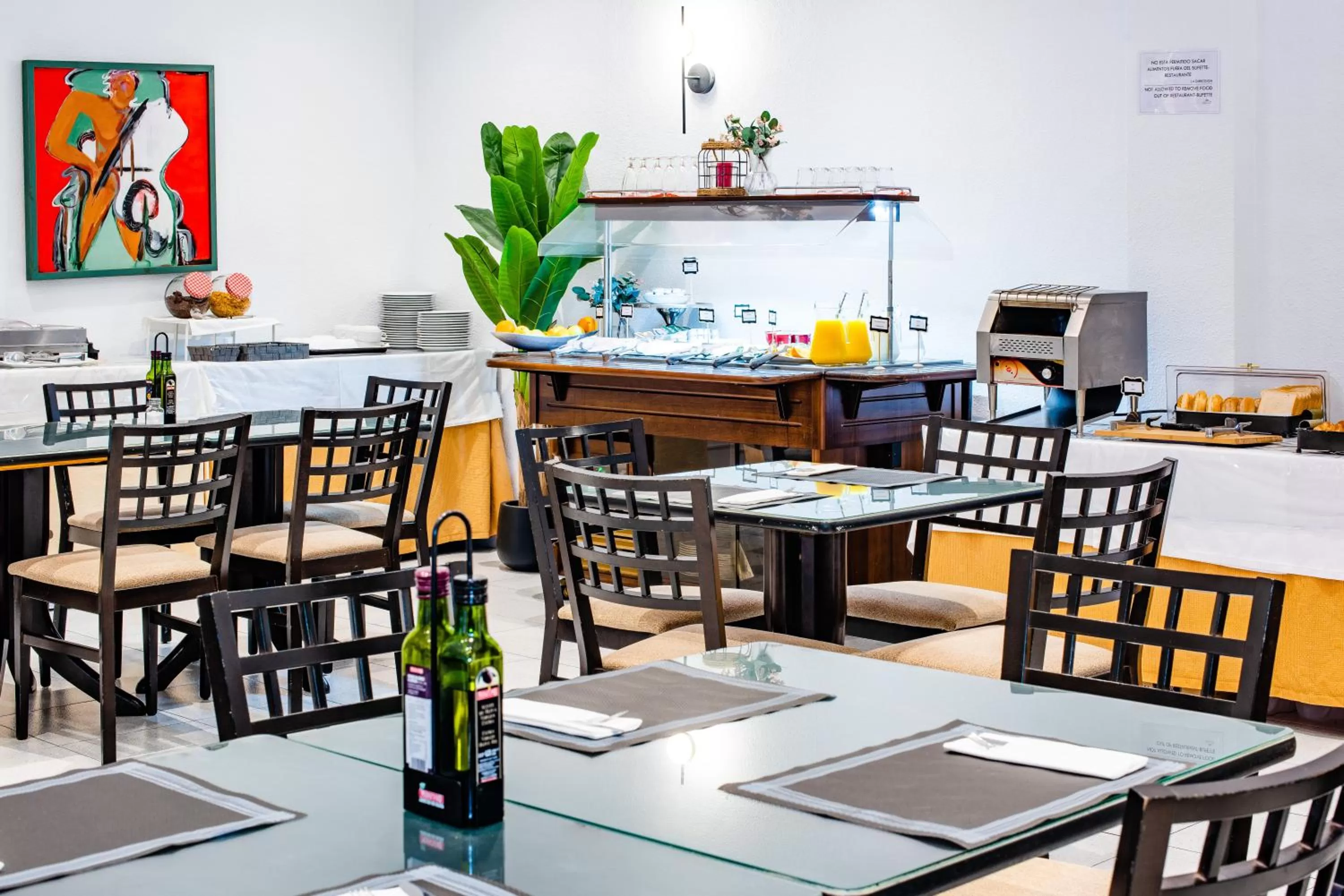 Area and facilities in Hotel Eden Mar