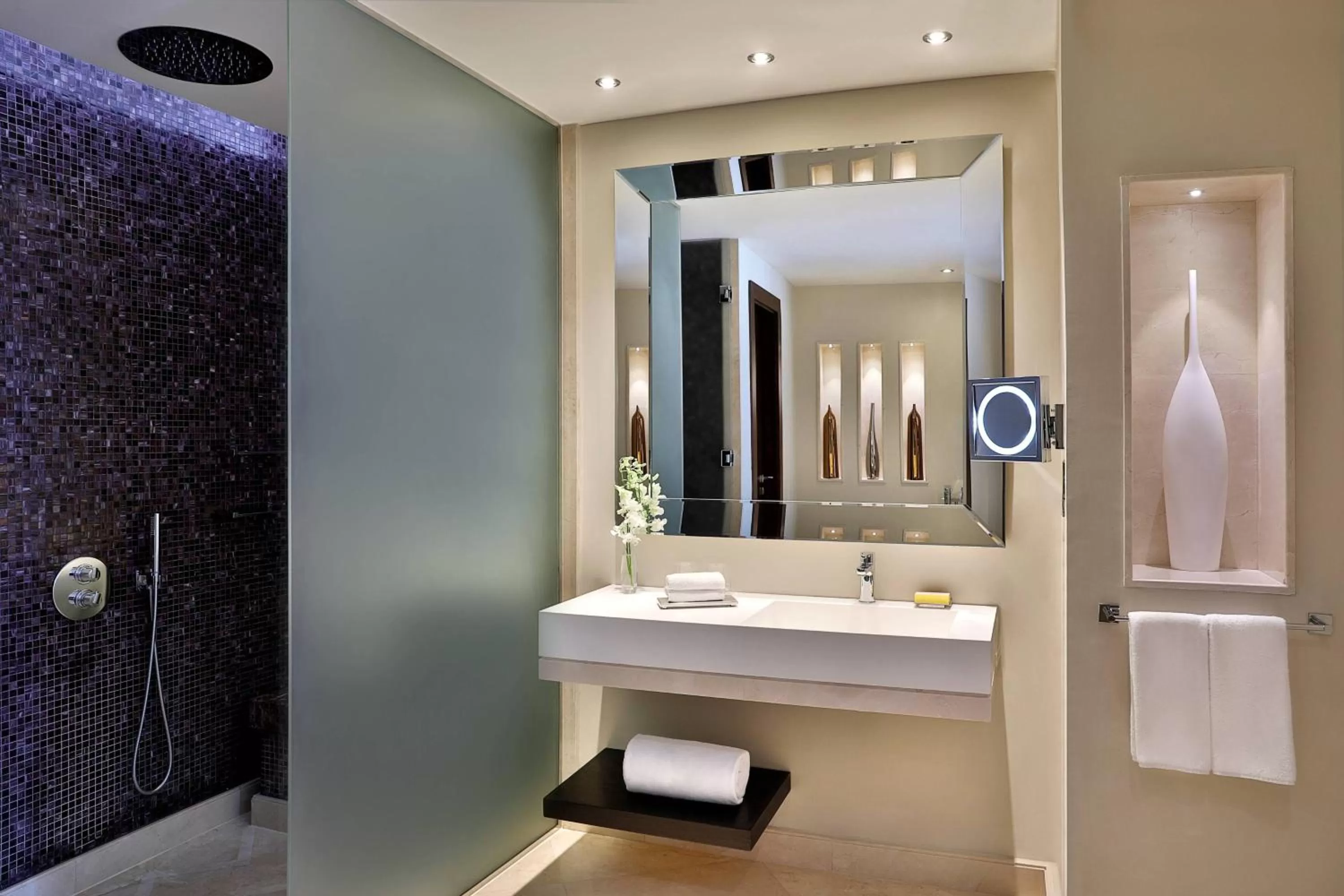 Bathroom in JW Marriott Hotel Riyadh