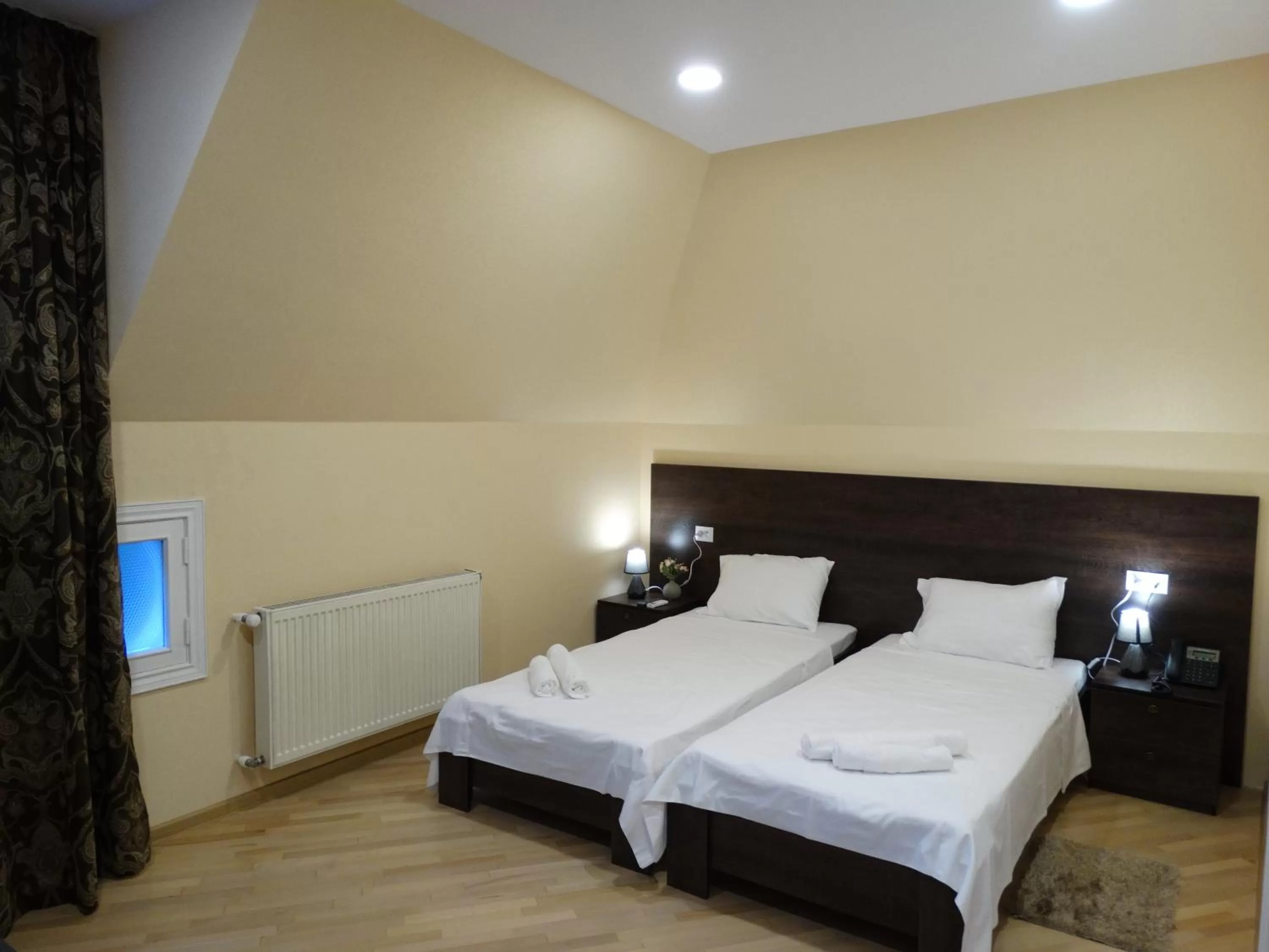 Photo of the whole room, Bed in Hotel Boutique IVERIA