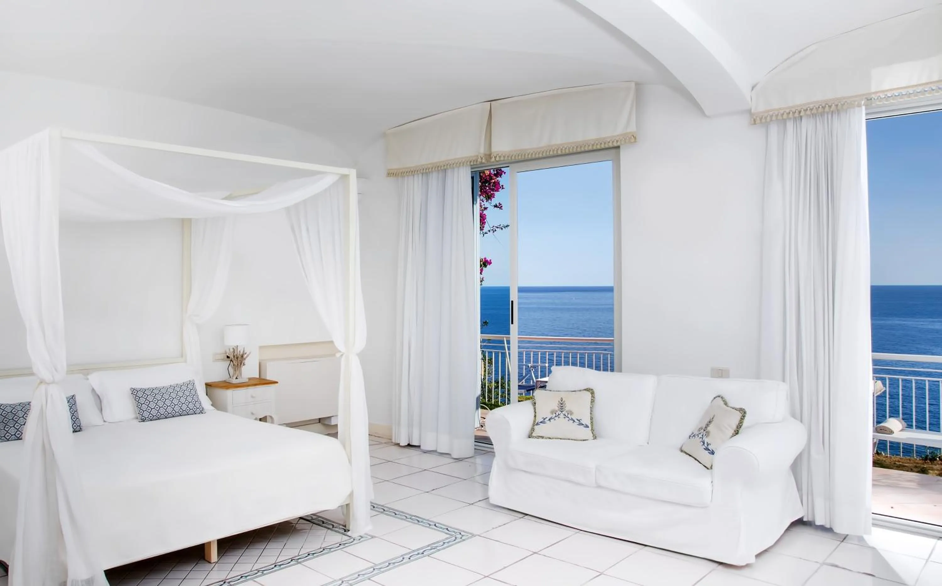 Bedroom, Bed in Hotel Club Due Torri