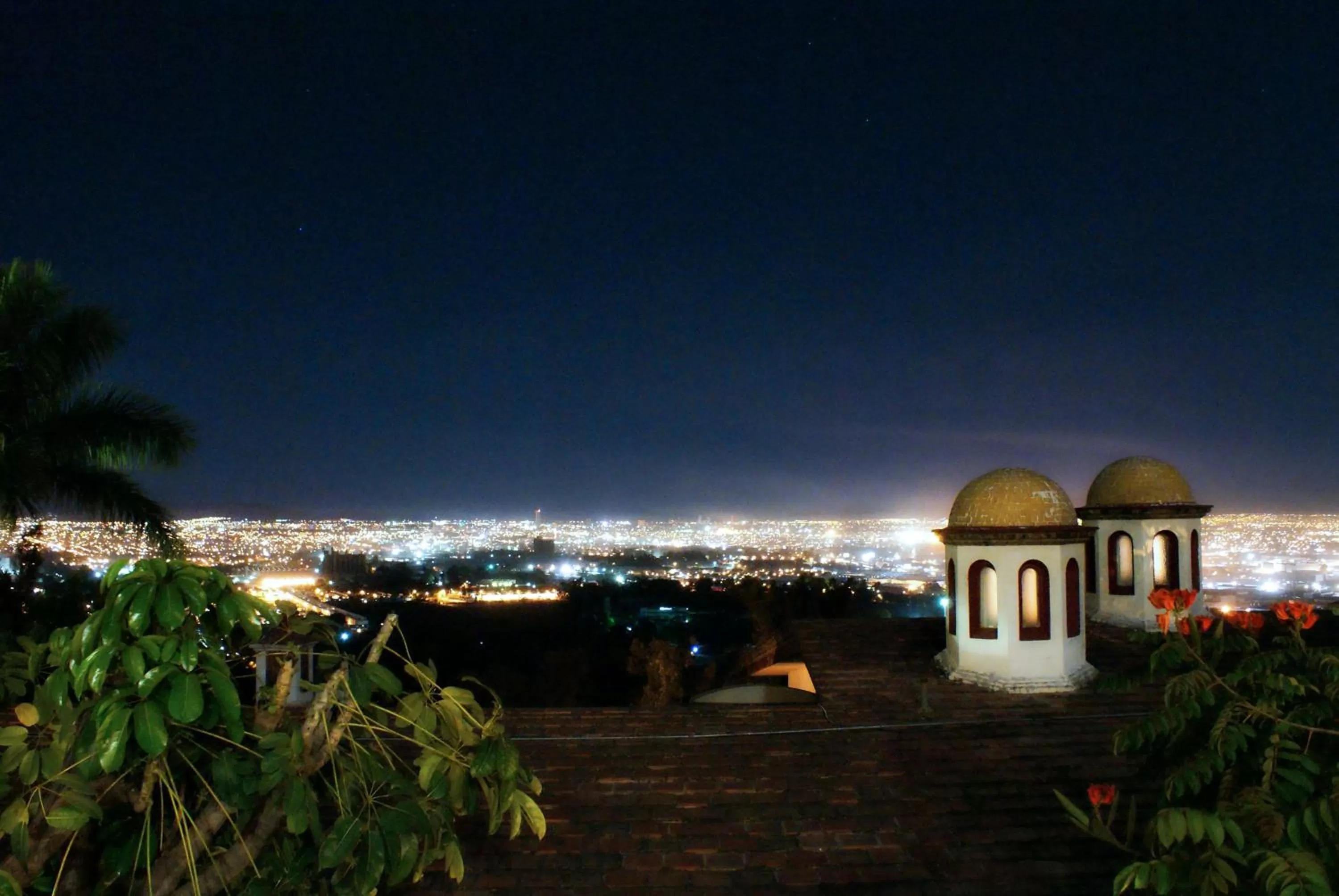 City view in Radisson Hotel Tapatio Guadalajara Aeropuerto