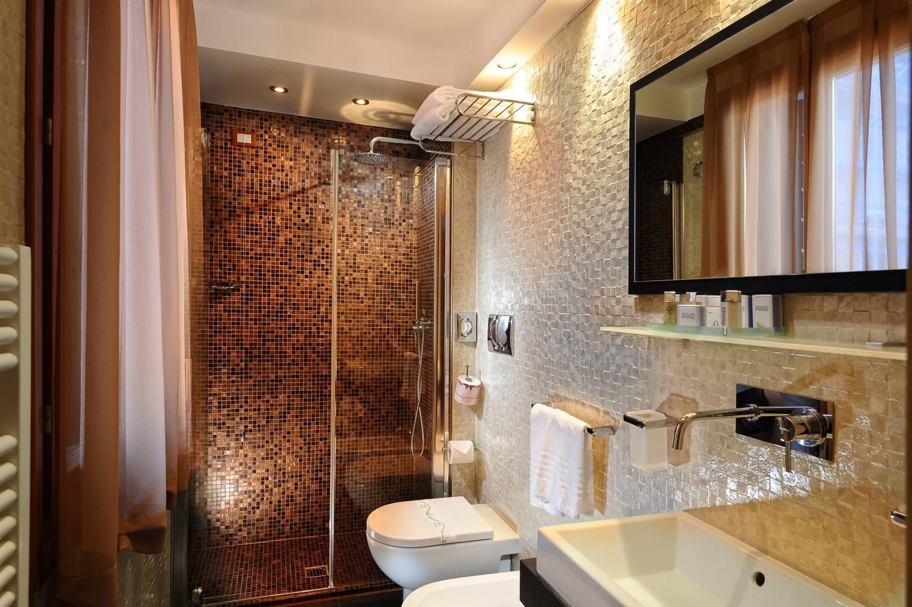 Bathroom in Hotel Ca' Marinella