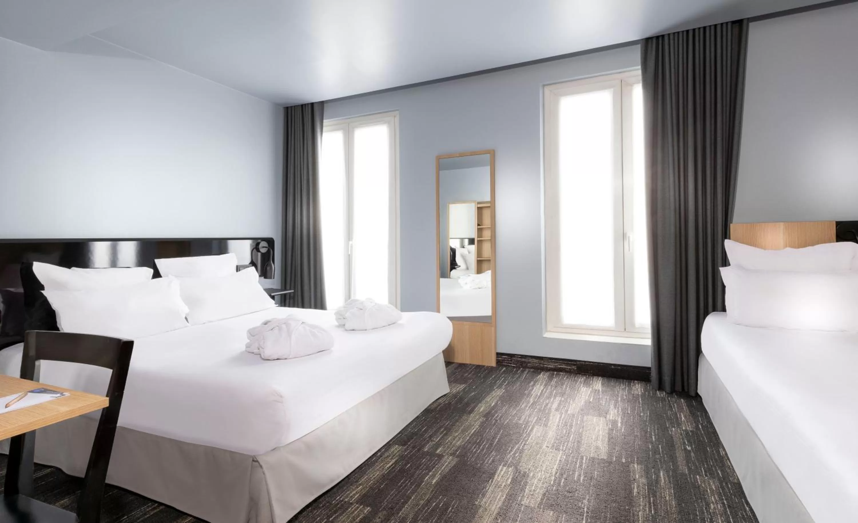 Bed in Libertel Austerlitz Jardin des Plantes