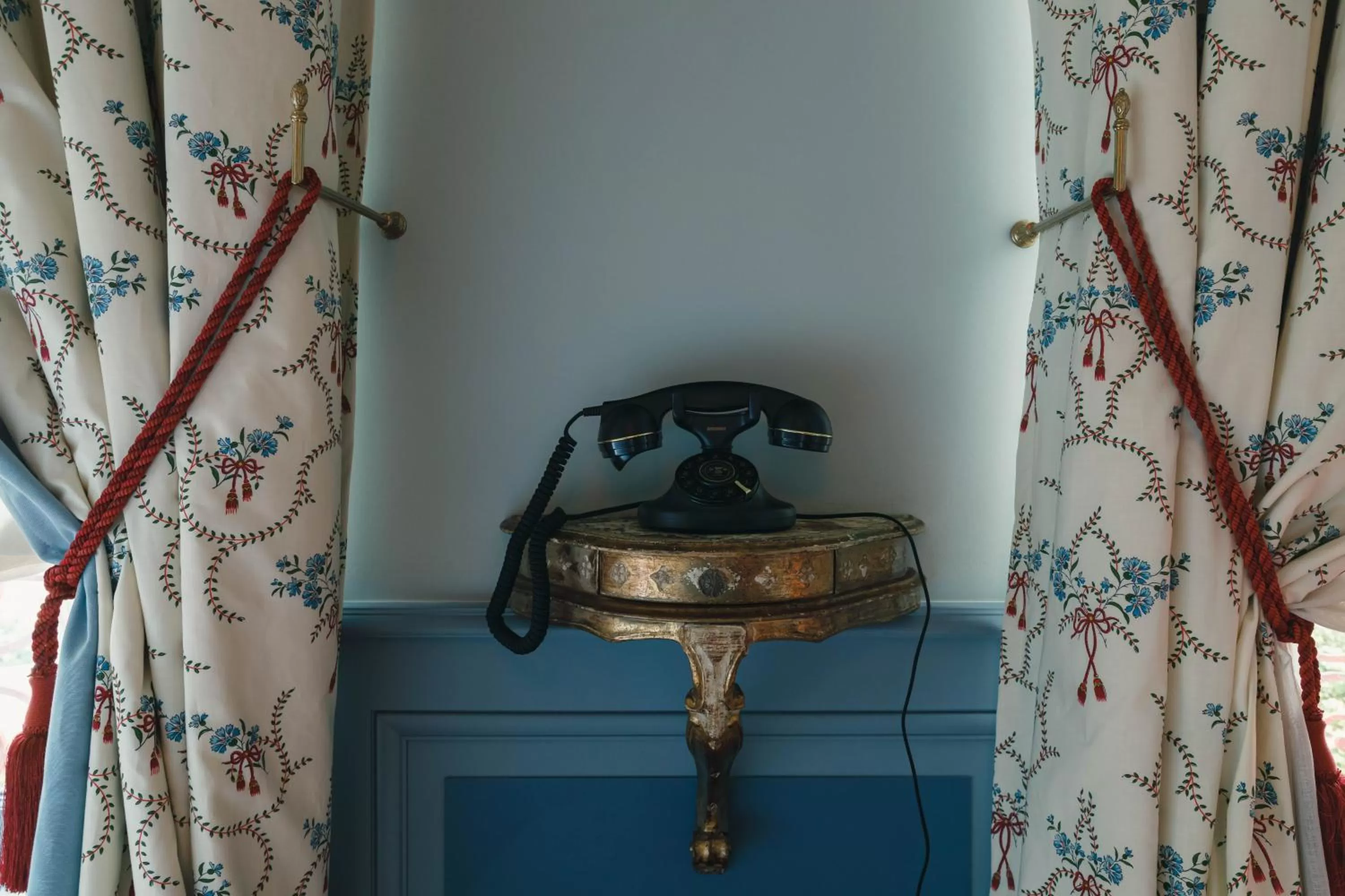 Bedroom in Bayard Bellecour