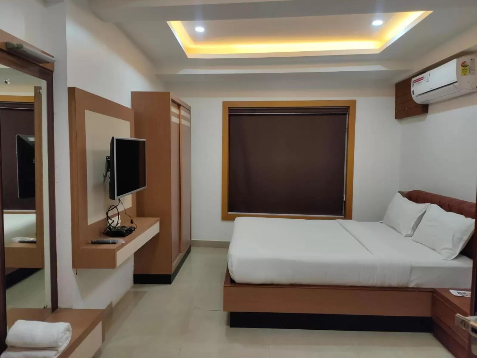 Bed in AUHTEL Kannur