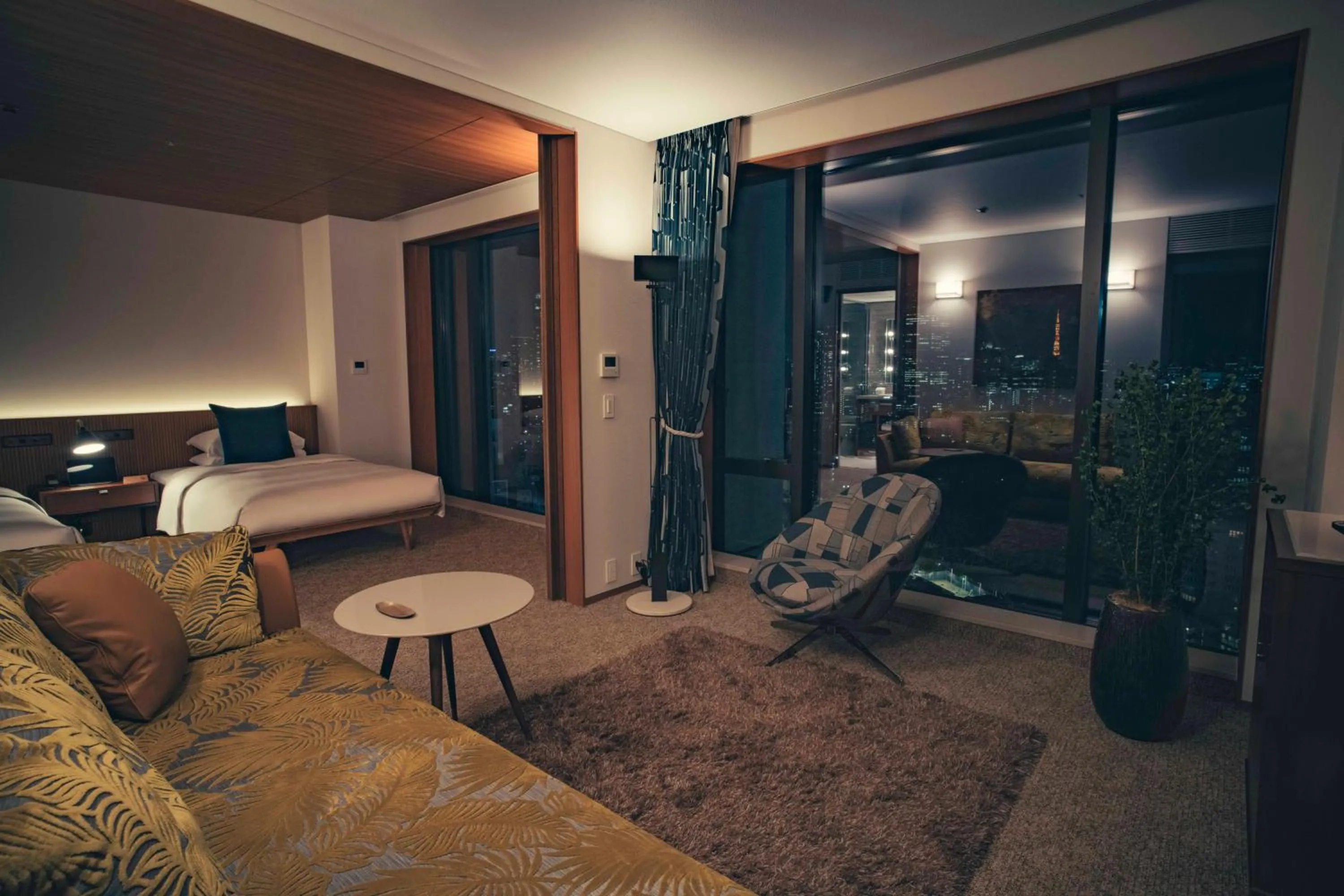 Living room in THE AOYAMA GRAND HOTEL