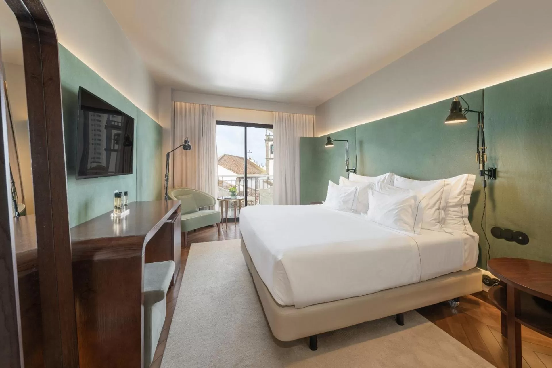 Bed in Grand Hotel Açores Atlântico