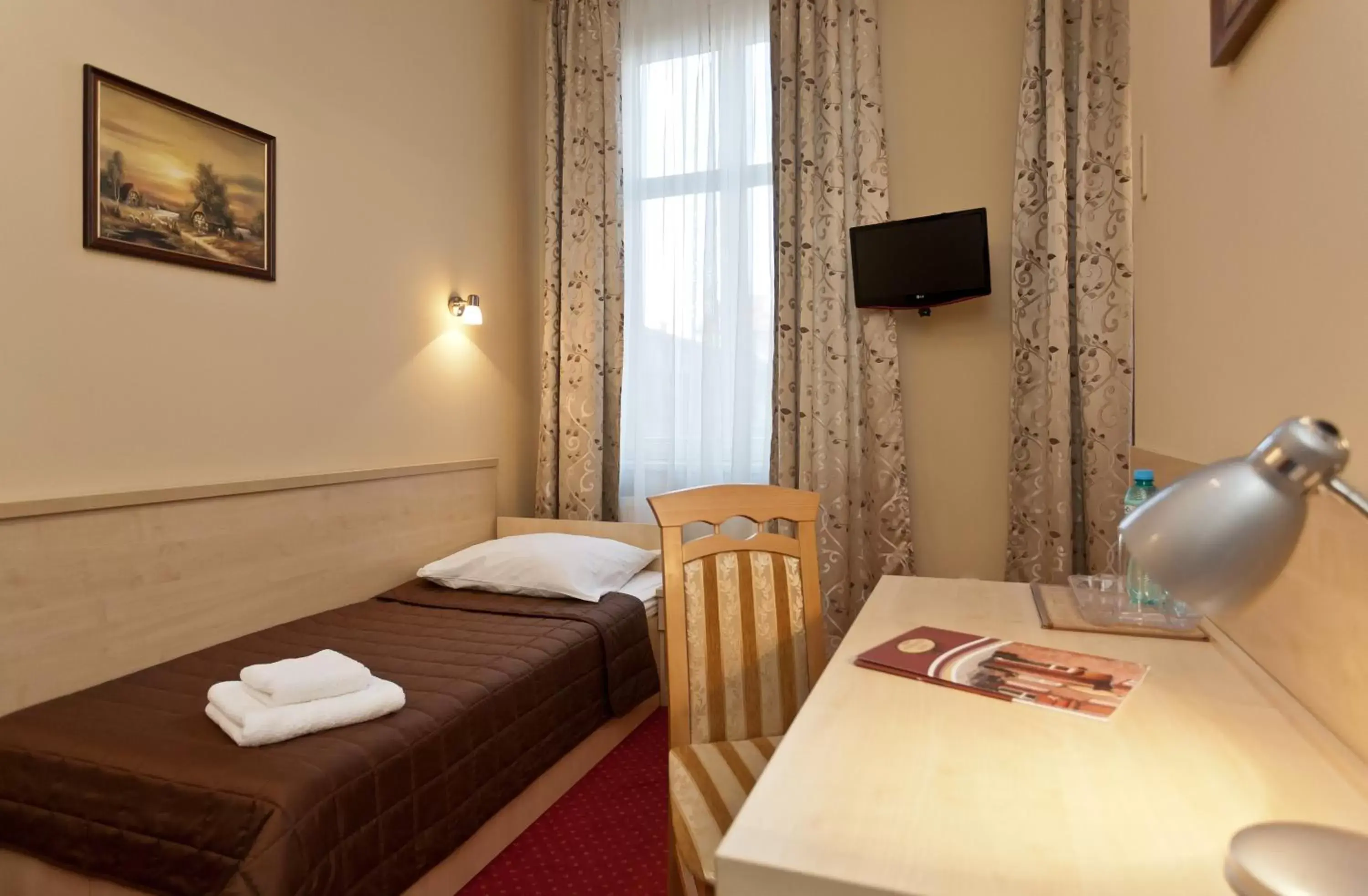 Single Room in Hotel Maksymilian Single Room in Hotel Maksymilian