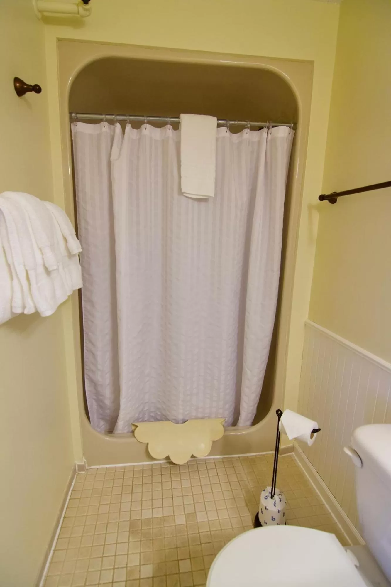 Bathroom in Hotel Frankfort & Restaurant