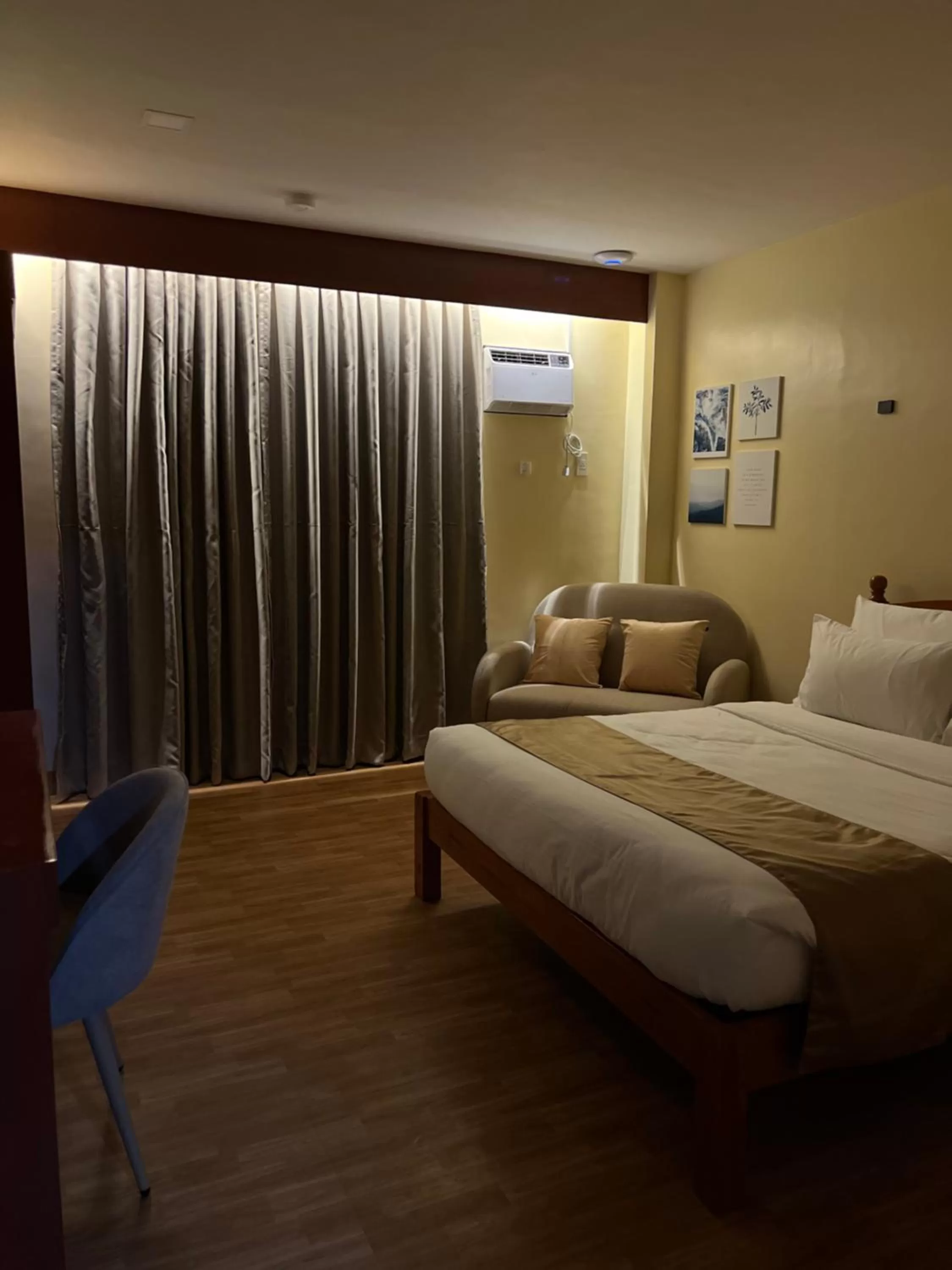 Bed in Rufana Suites