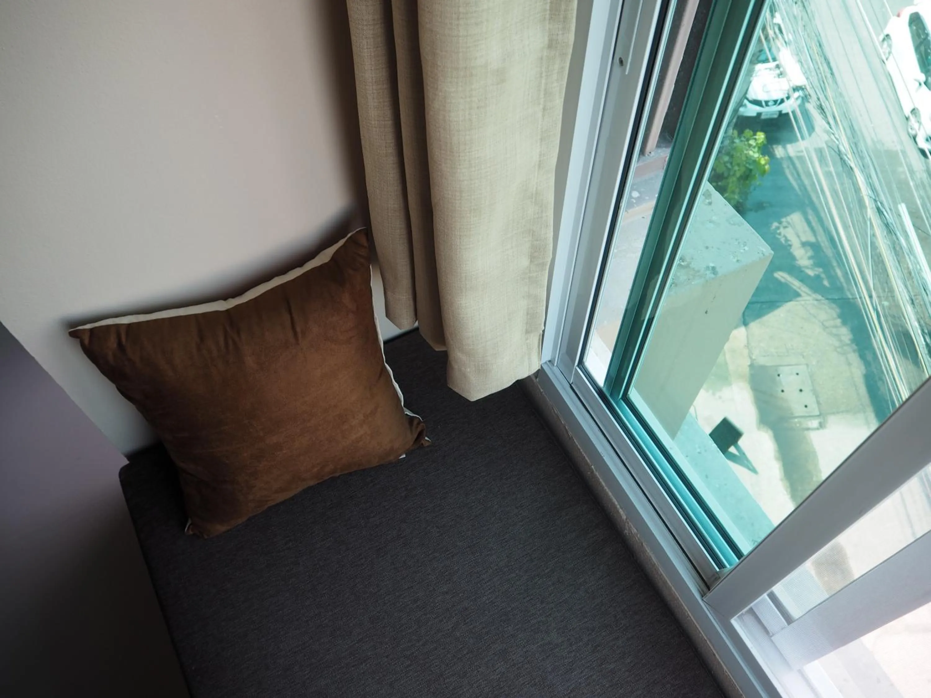 Seating area in Habitat Hotel