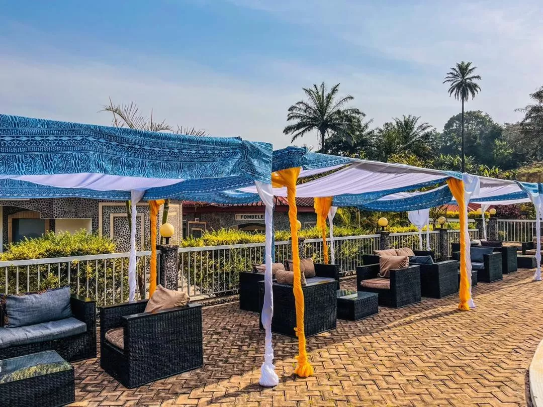 Swimming pool in La Vallée de Bana