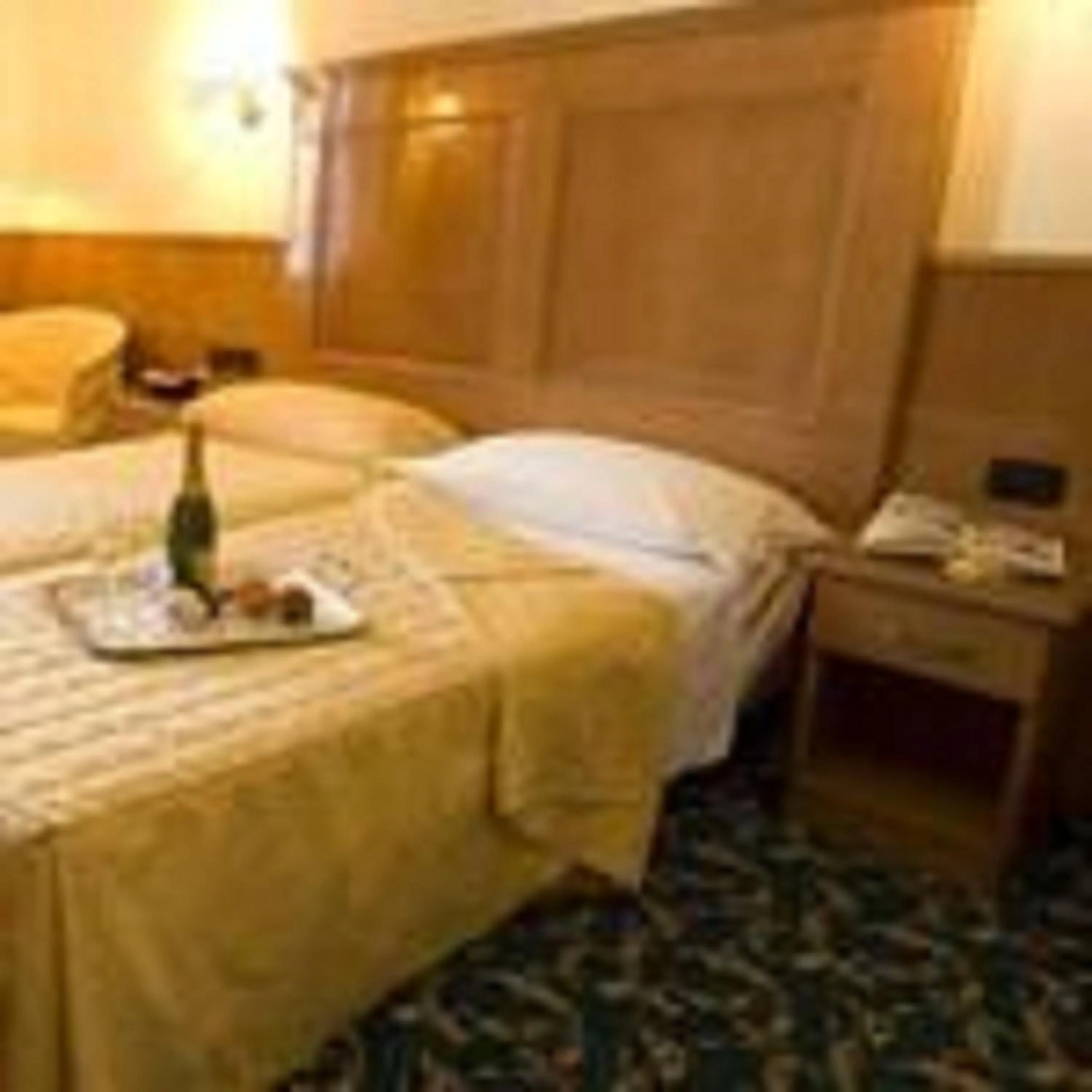 Bed in Hotel Cinque Giornate