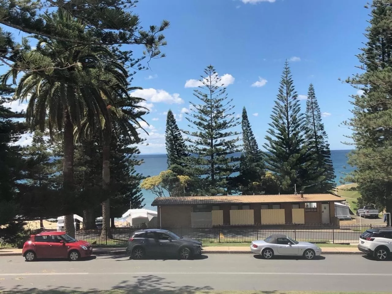 Seabreeze Beach Hotel