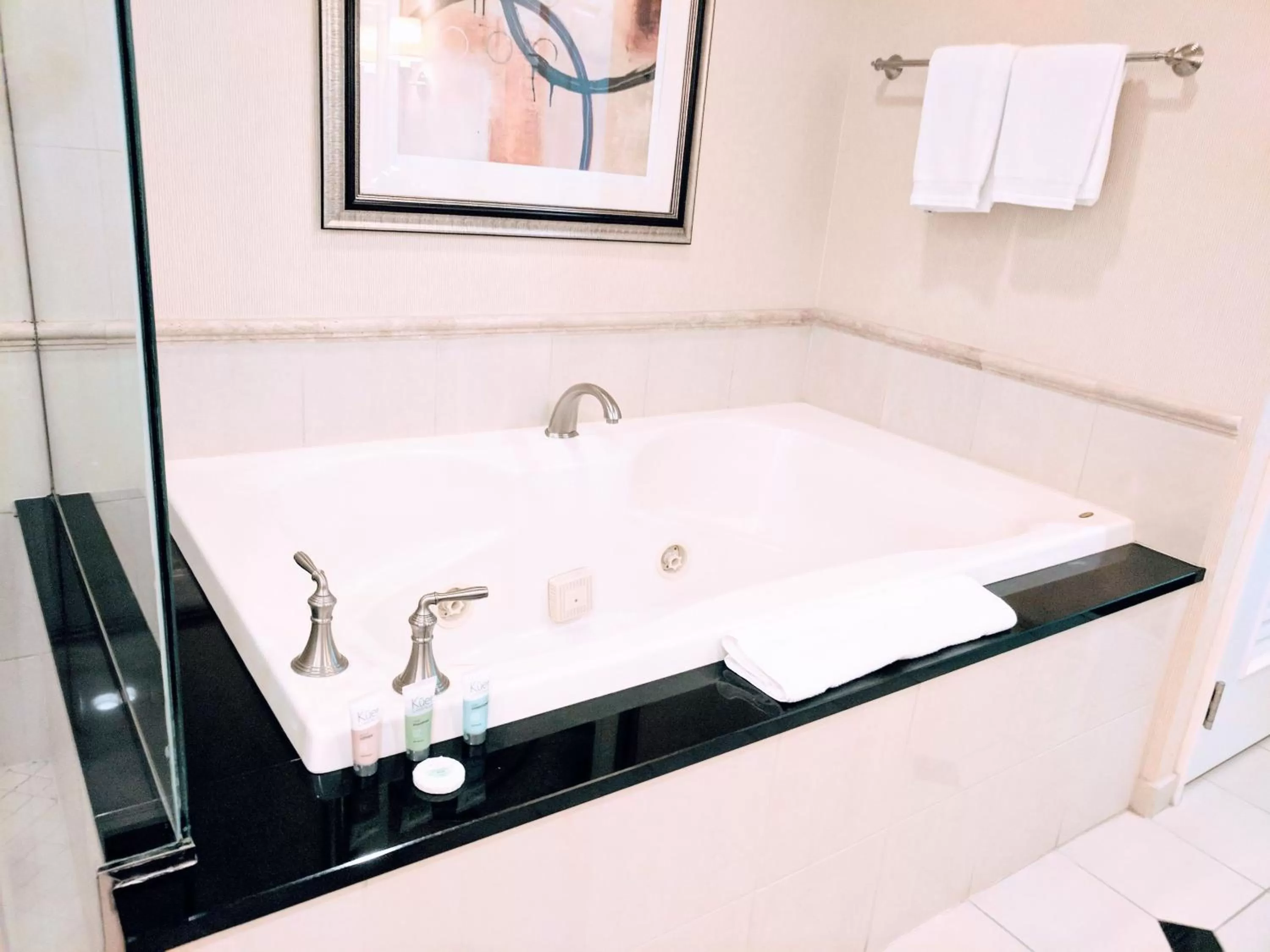 Bathroom in MGM Signature Strip view balcony full kitchen - 1 Br suite 2 full bath - F1 track view