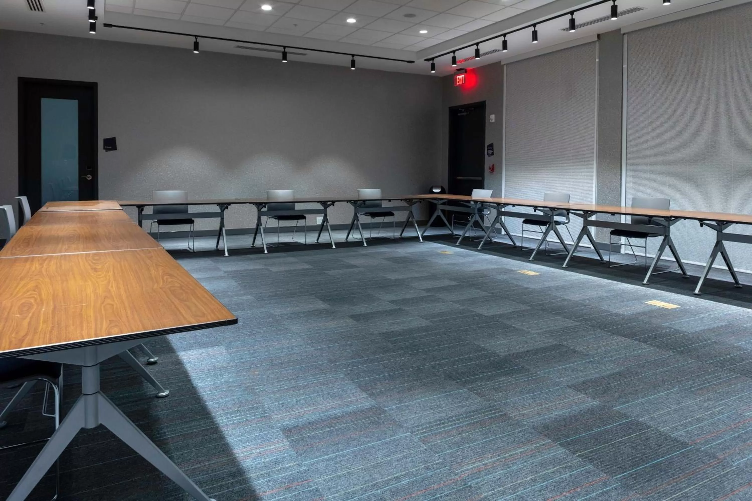 Meeting/conference room in Aloft Orlando Lake Buena Vista