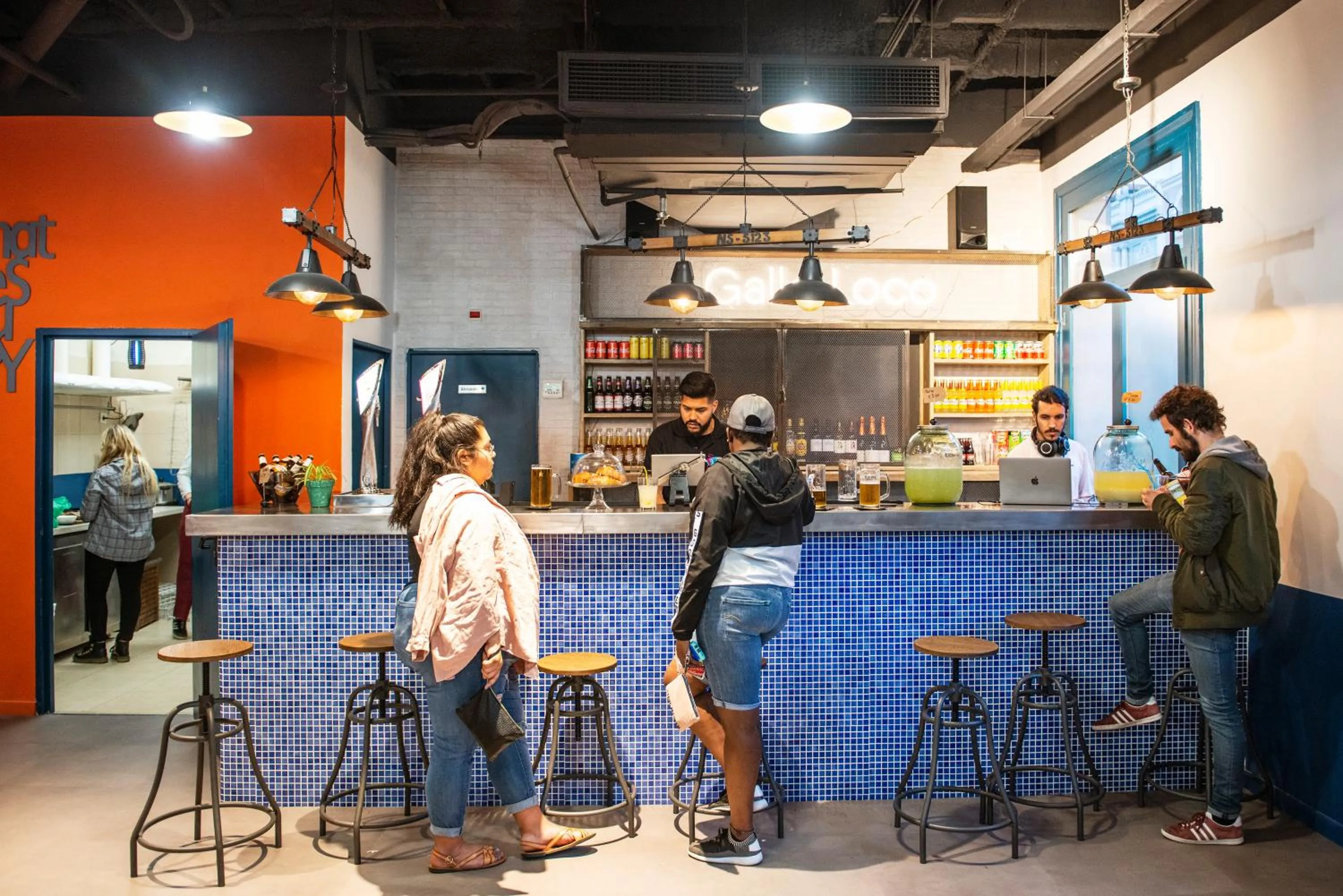 Lounge or bar in Safestay Barcelona Passeig de Gràcia