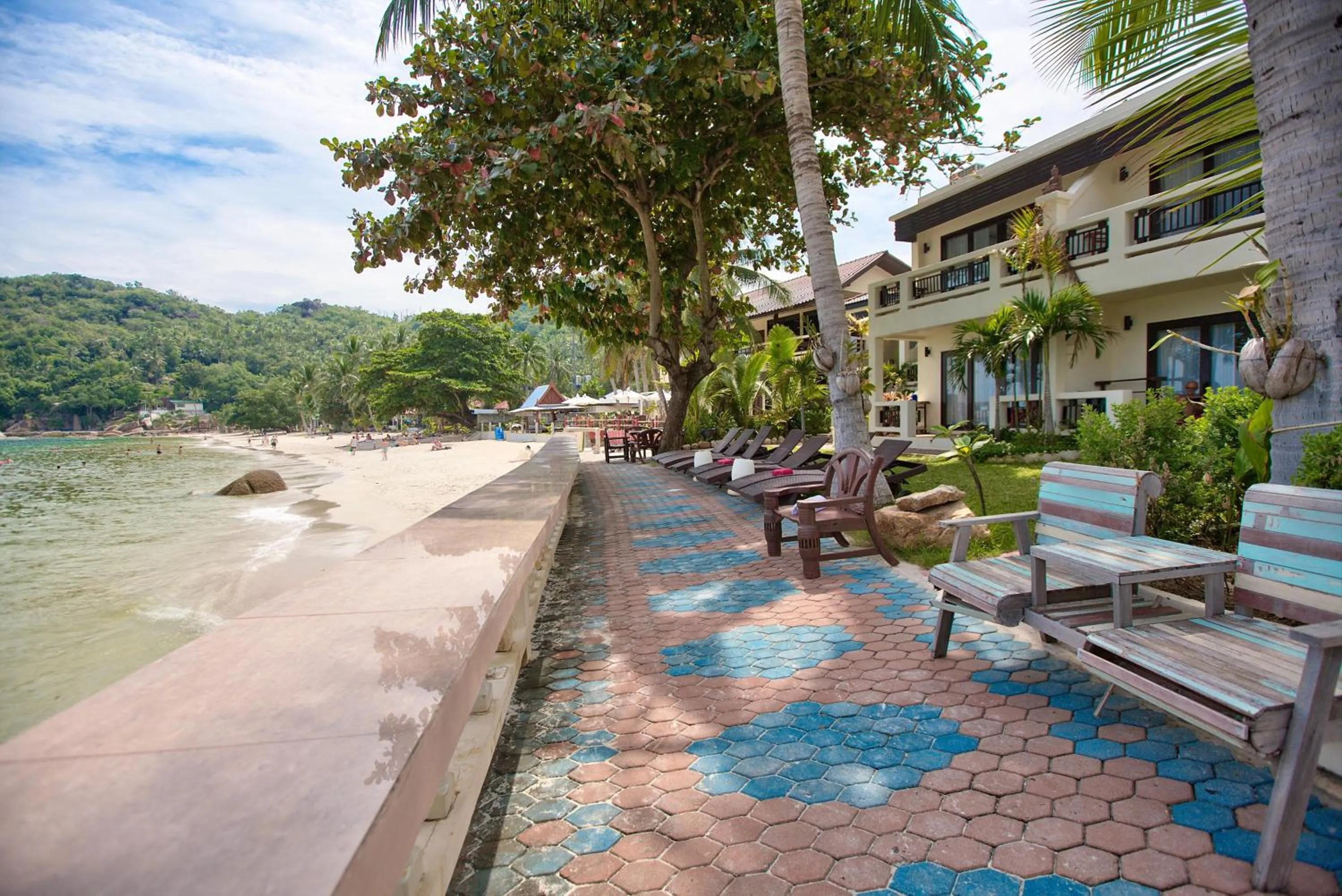Facade/entrance in Crystal Bay Beach Resort