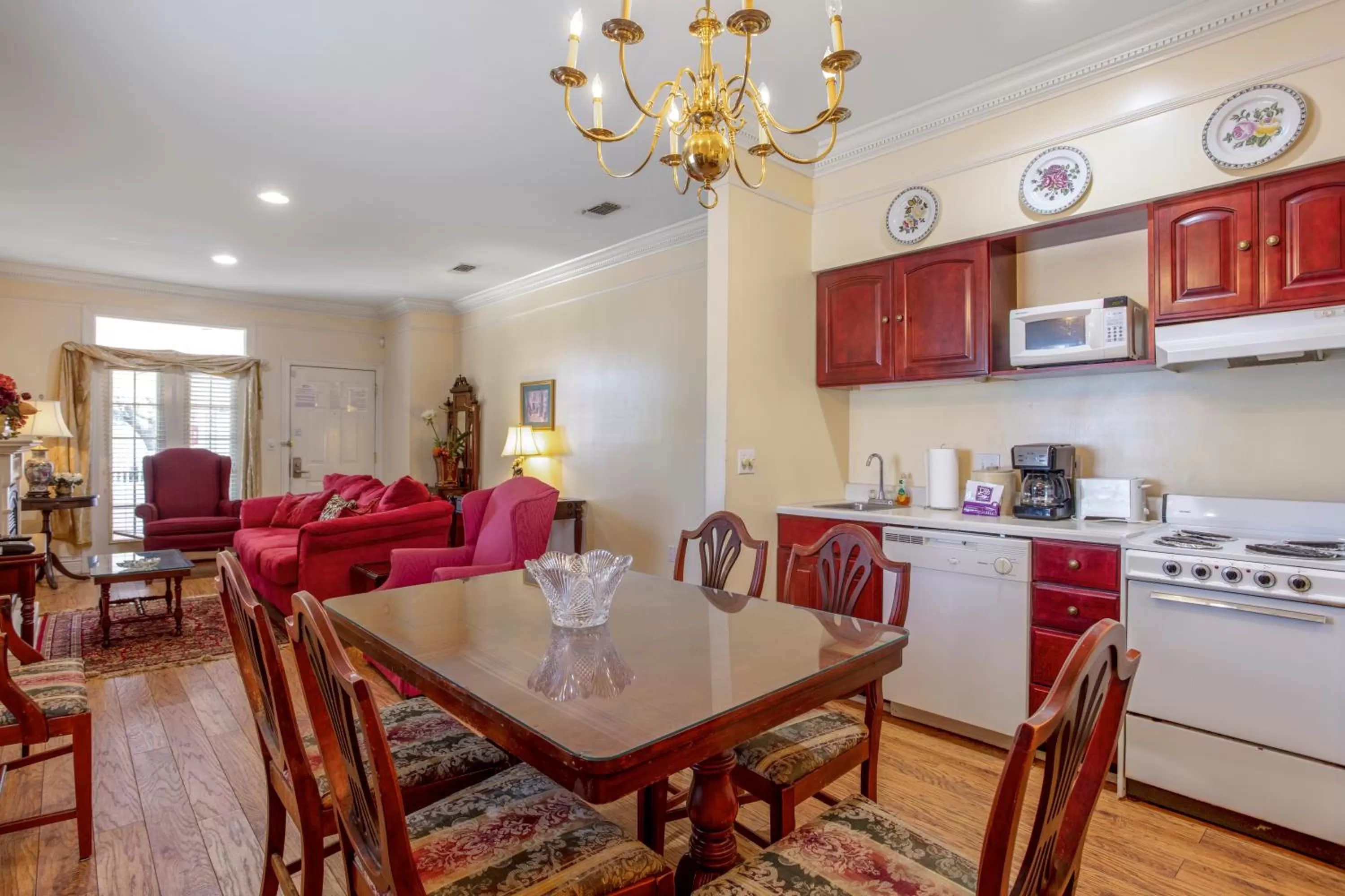 Edgewater Inn - Biloxi Beach