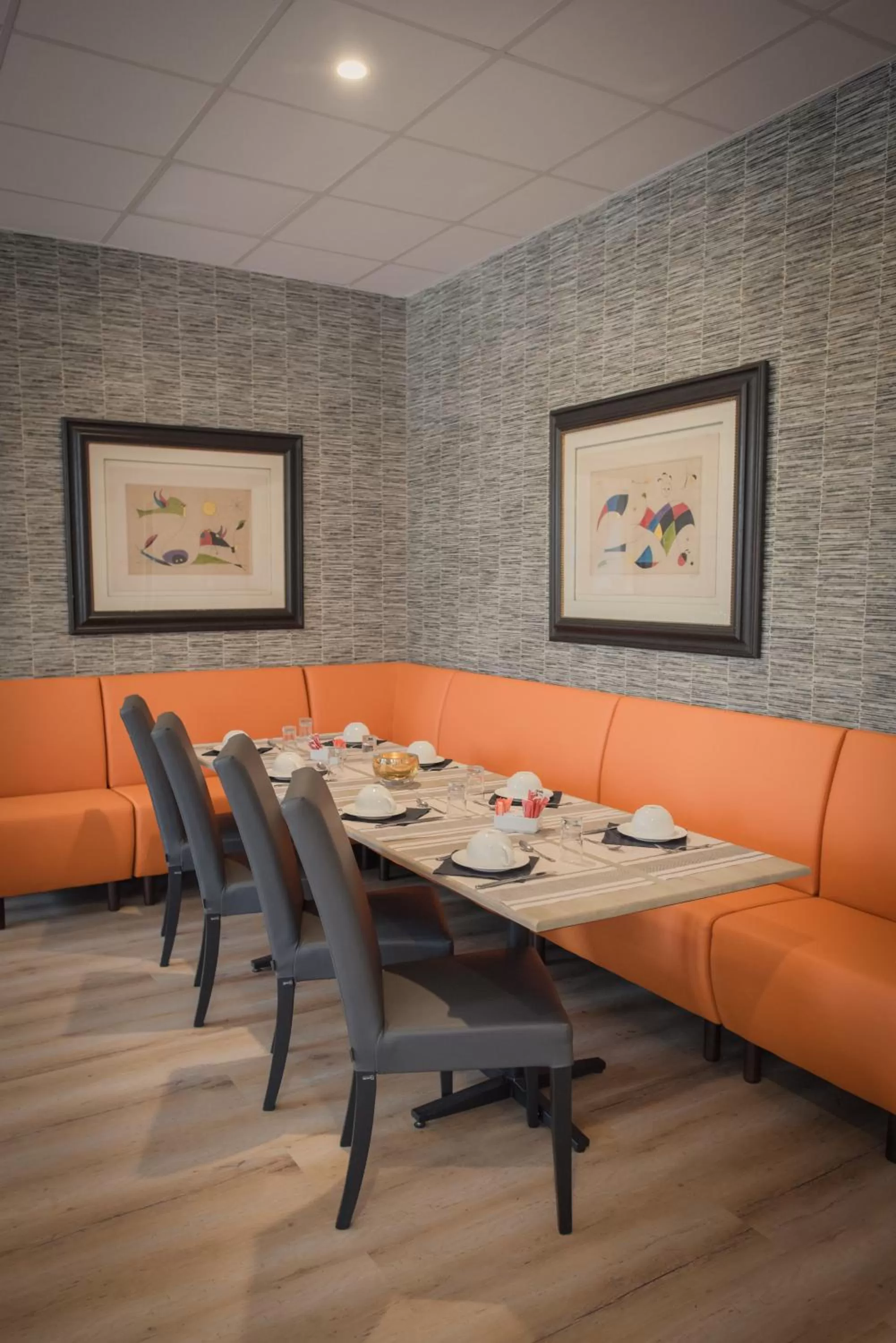 Continental breakfast in Best Western Hôtel Hermitage