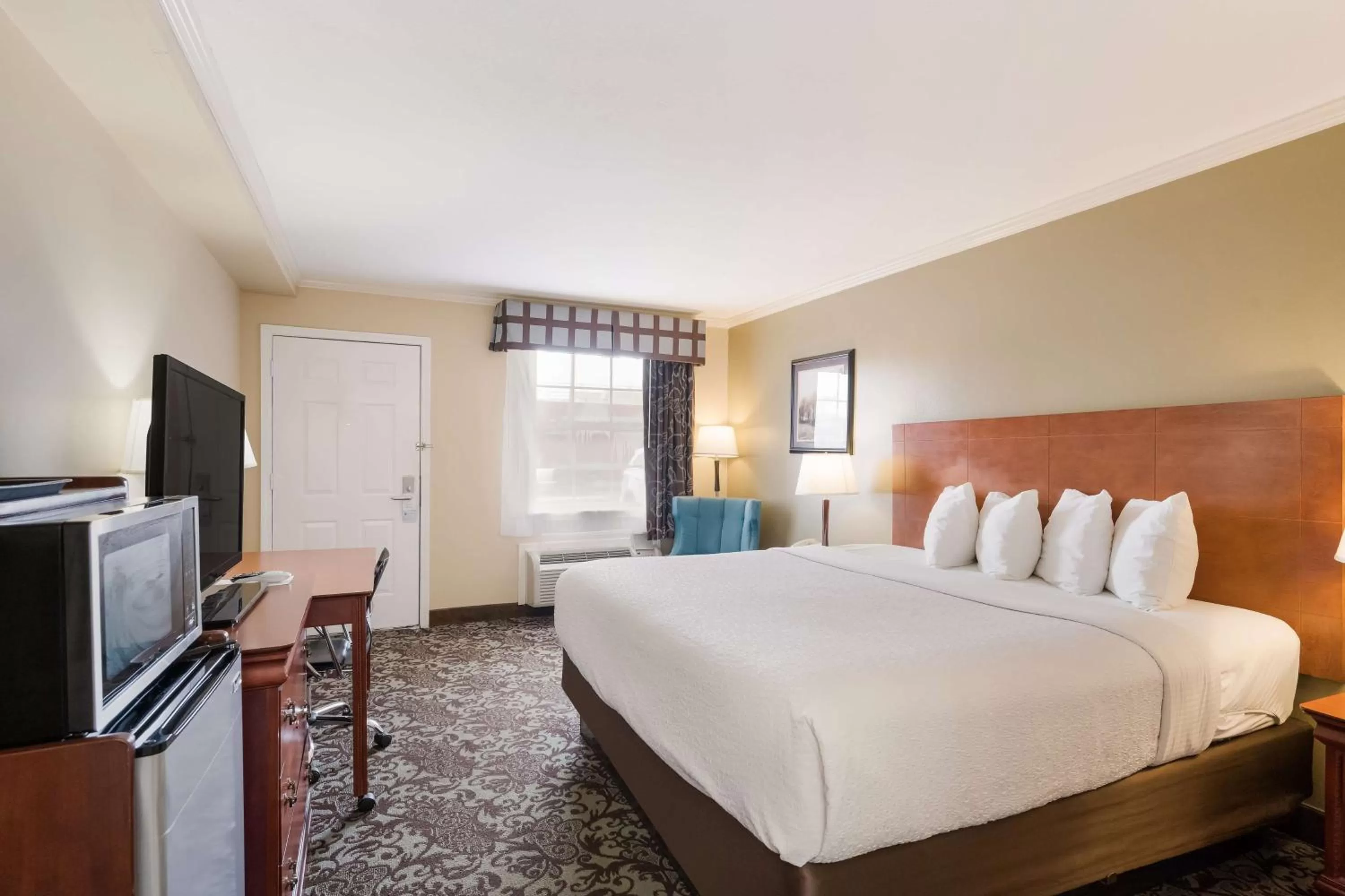 Bedroom in Best Western Conway