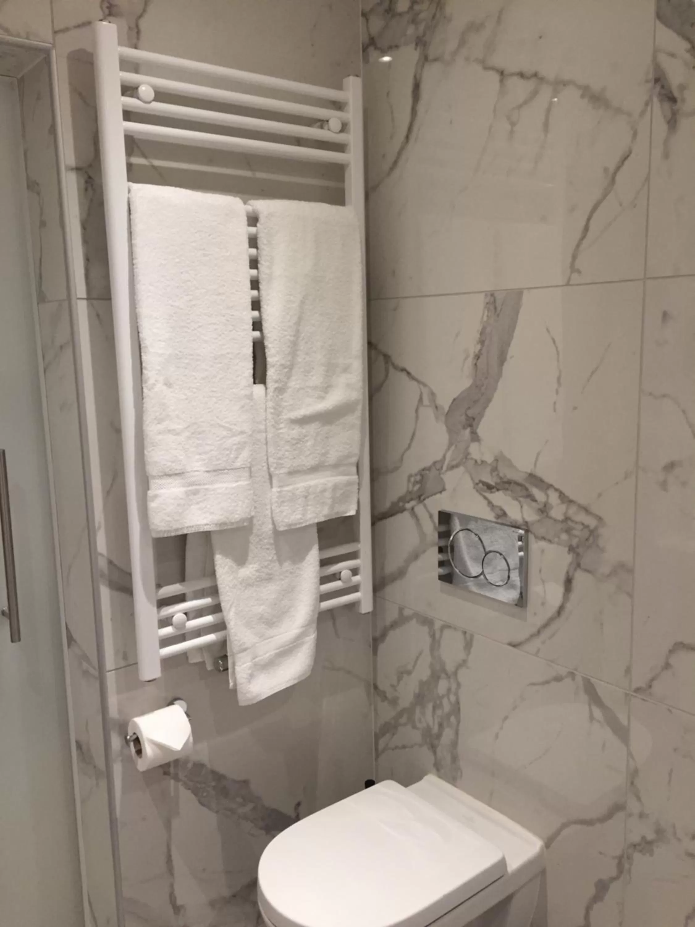 Bathroom in Shelter-rooms