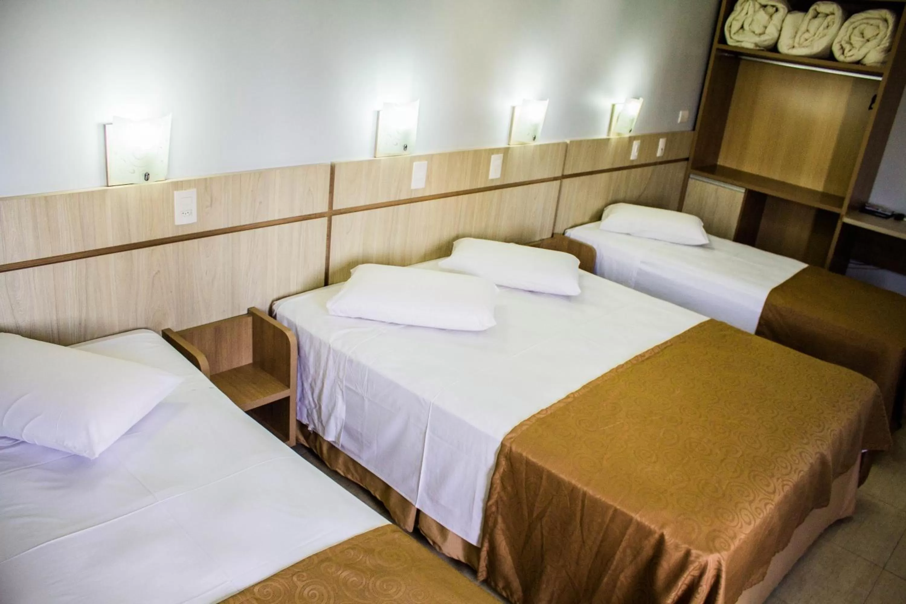 Bed in Hotel Baviera Iguassu