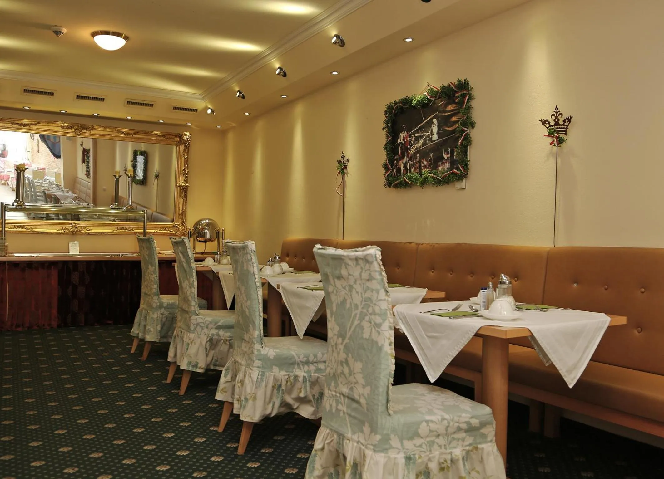 Restaurant/places to eat in Stadthotel Herzog Ludwig