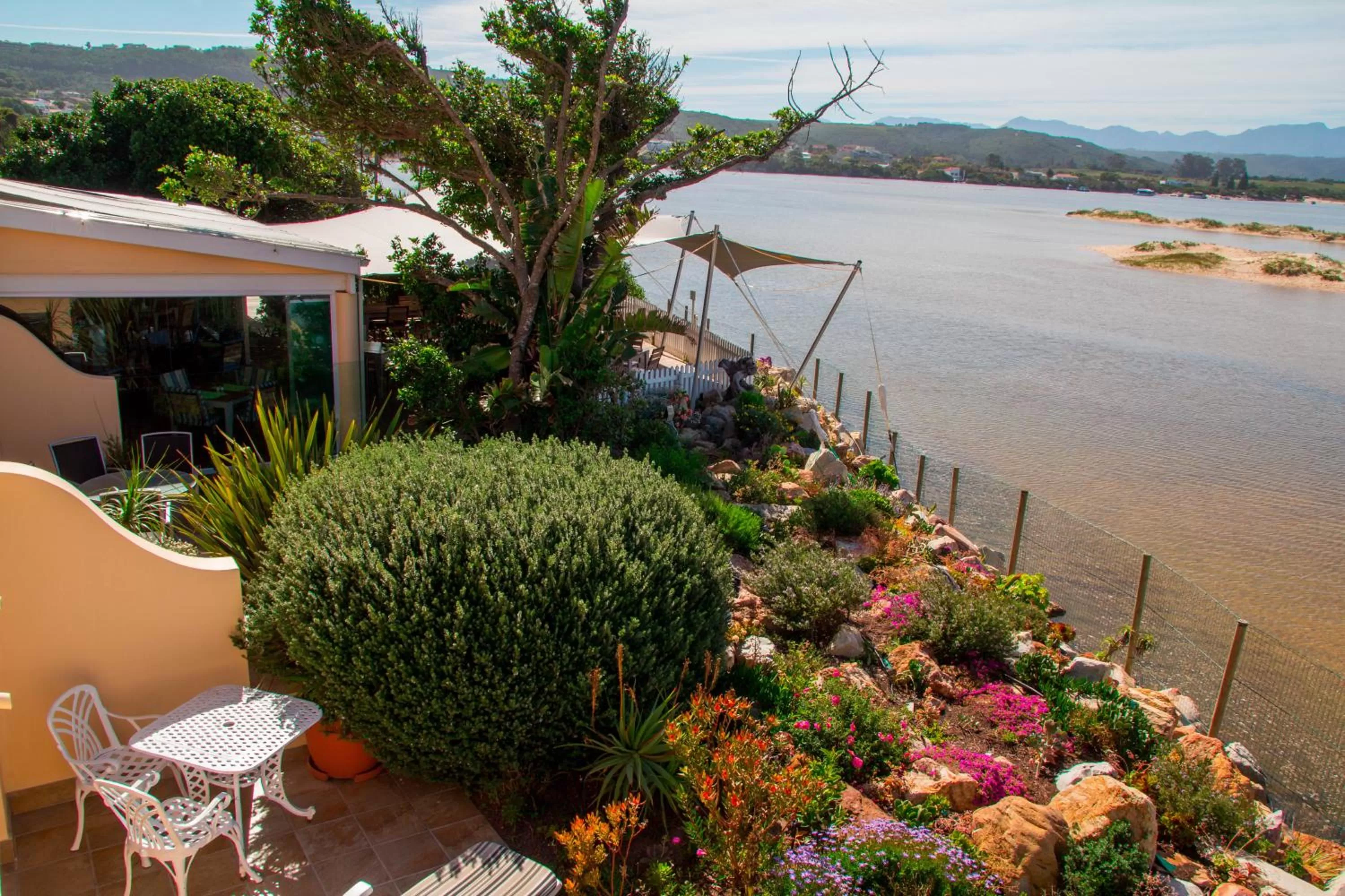 River view in Milkwood Manor on Sea