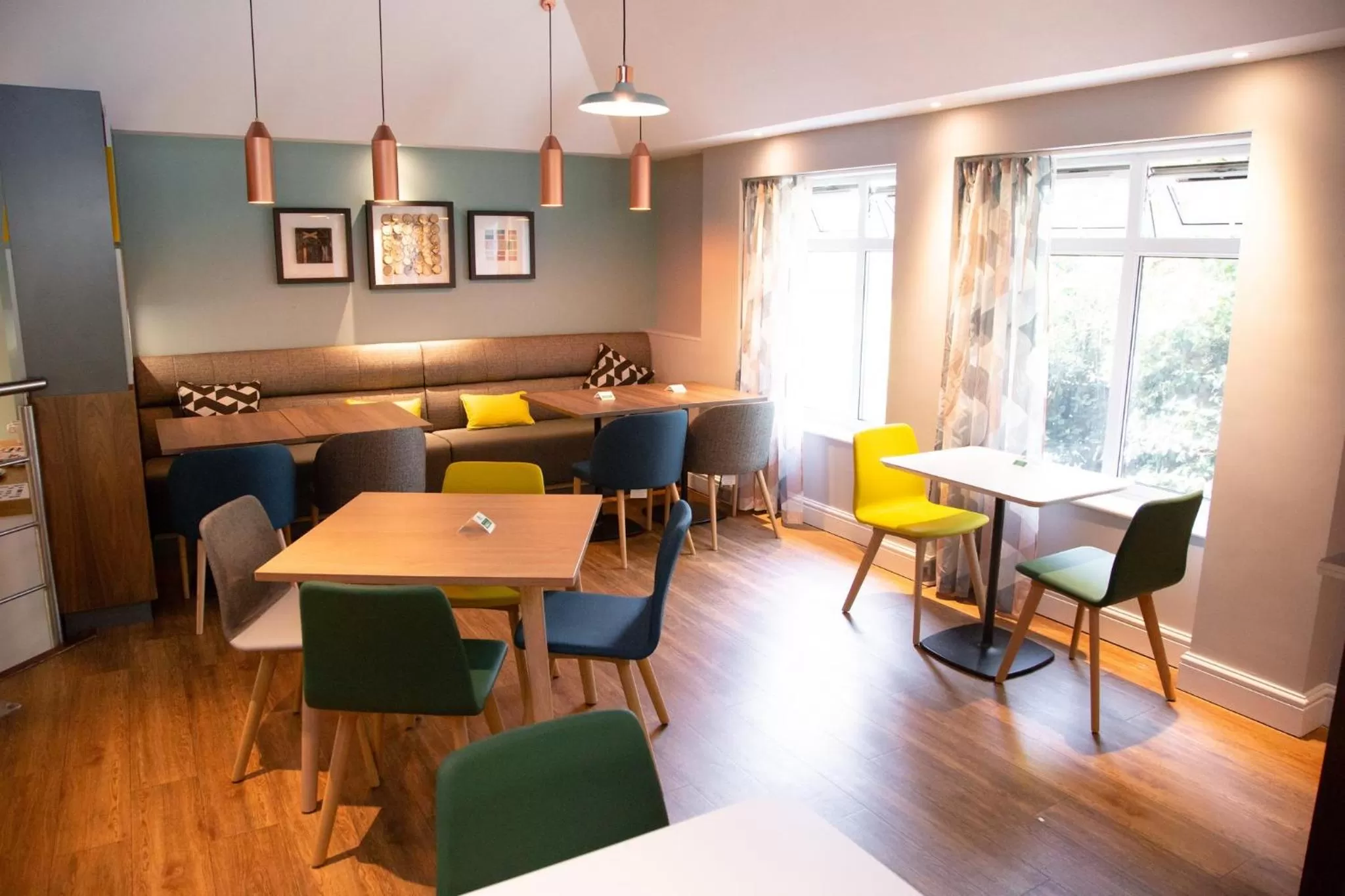 Restaurant/places to eat in Holiday Inn Ashford - North A20 by IHG