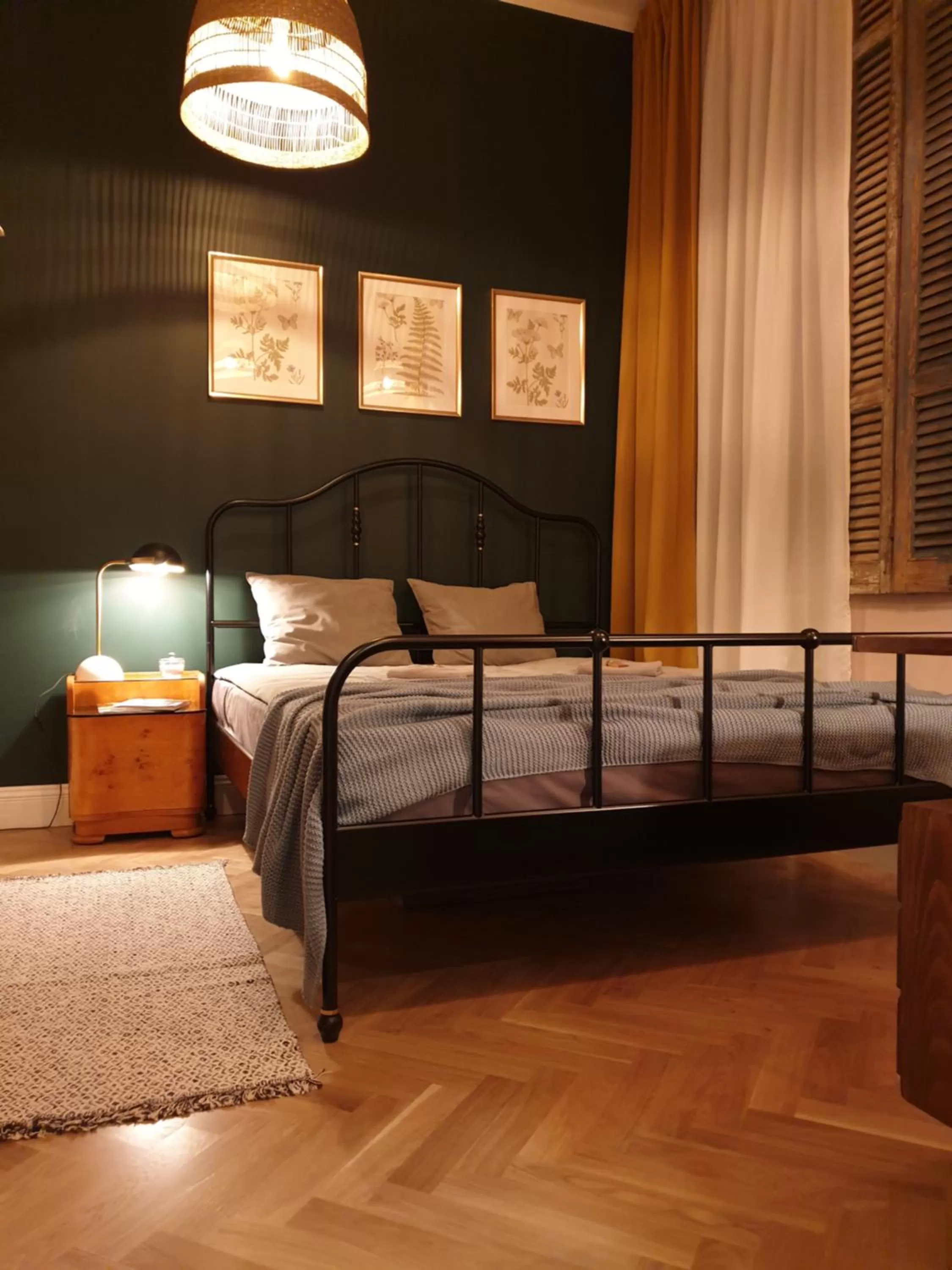 Bed in ITALIANO VERO