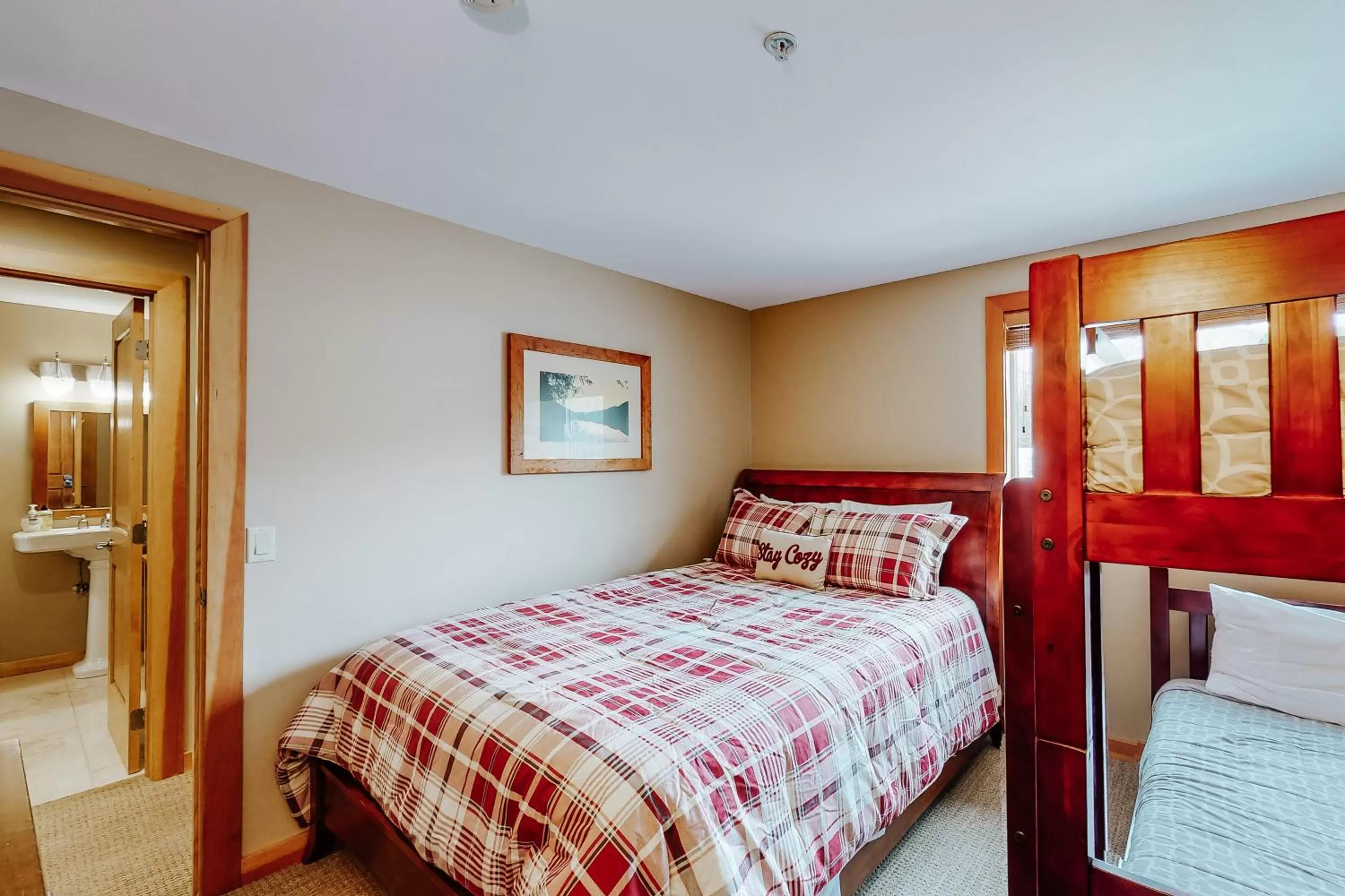 Bed in Driftin' Cabanas